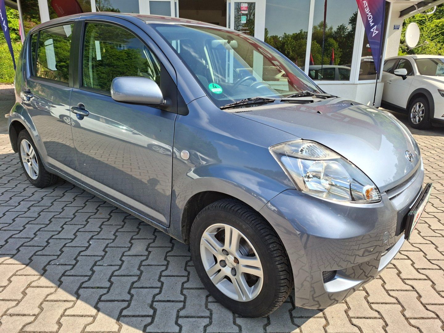 Daihatsu Sirion, 1.3i 67kW AUT 4WD