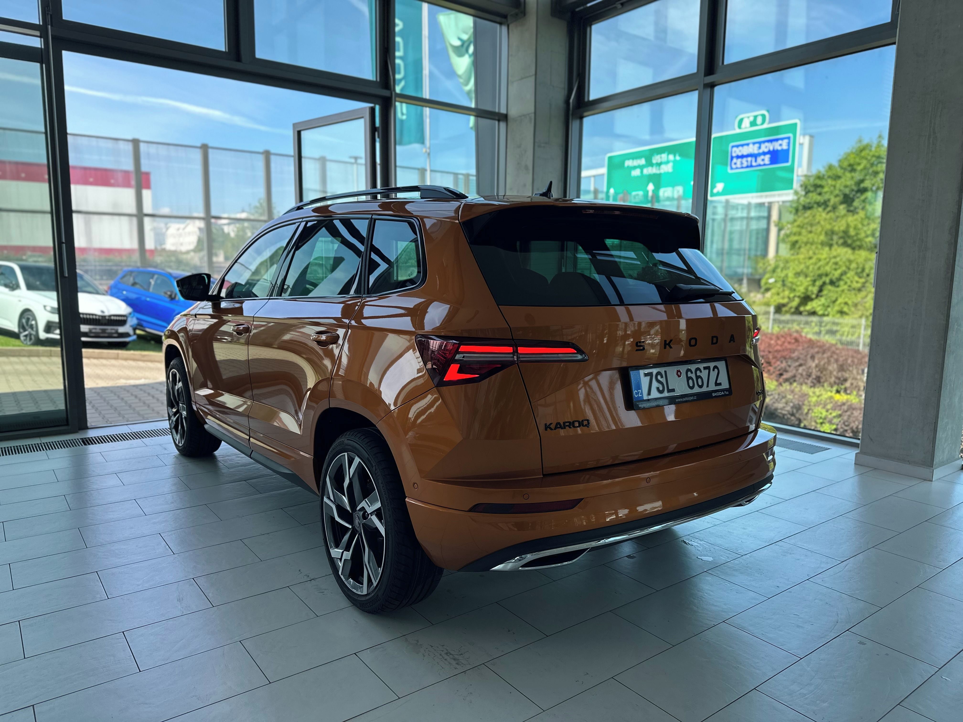 Škoda Karoq, Sportline 2,0 TSI 140 kW 4x4 - fotka 5