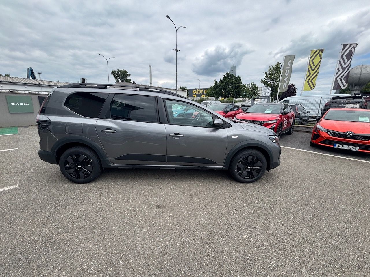 Dacia Jogger, Expression TCe 110 7 míst - fotka 6