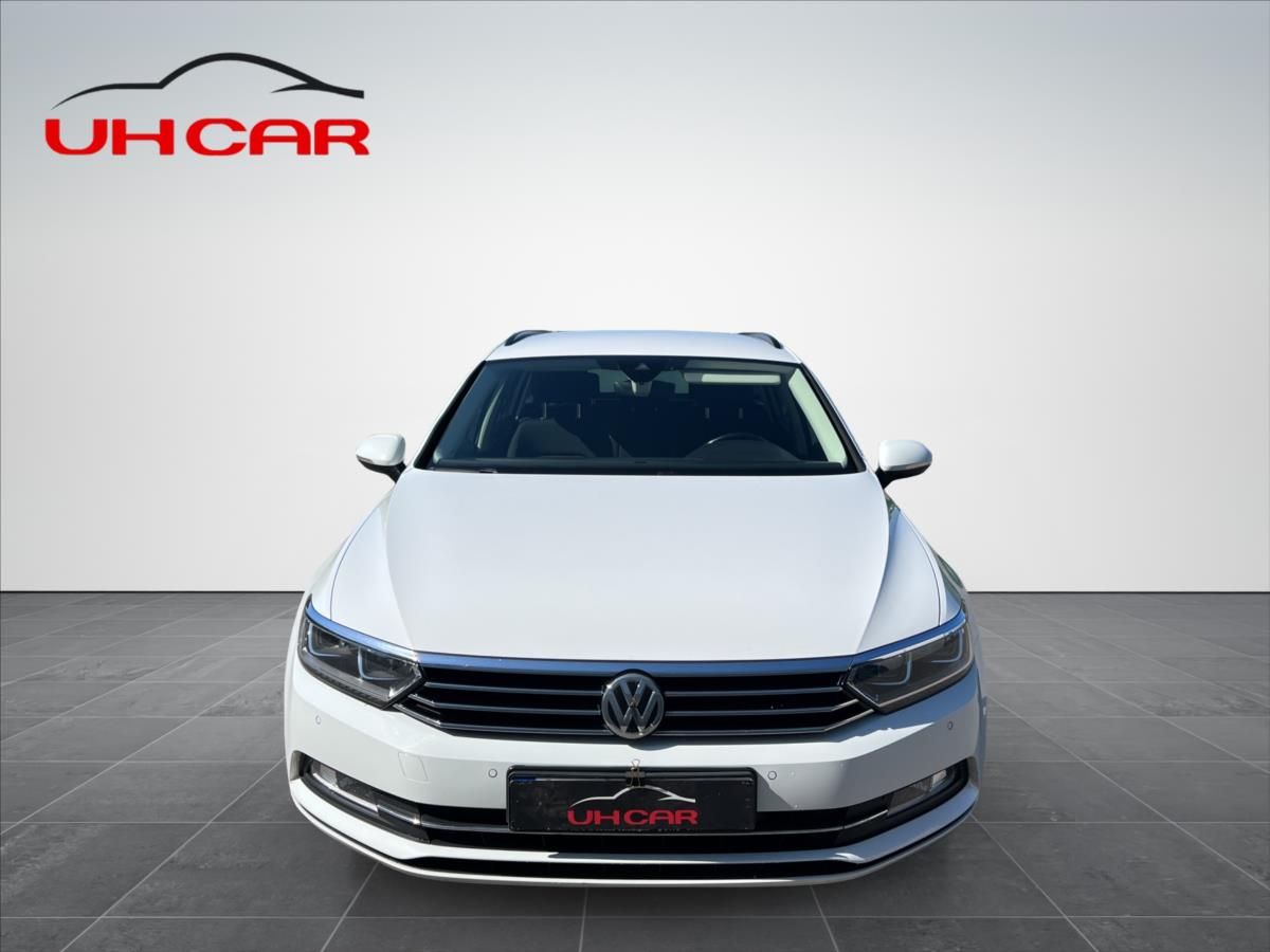 Volkswagen Passat, 1,6 TDi - fotka 2