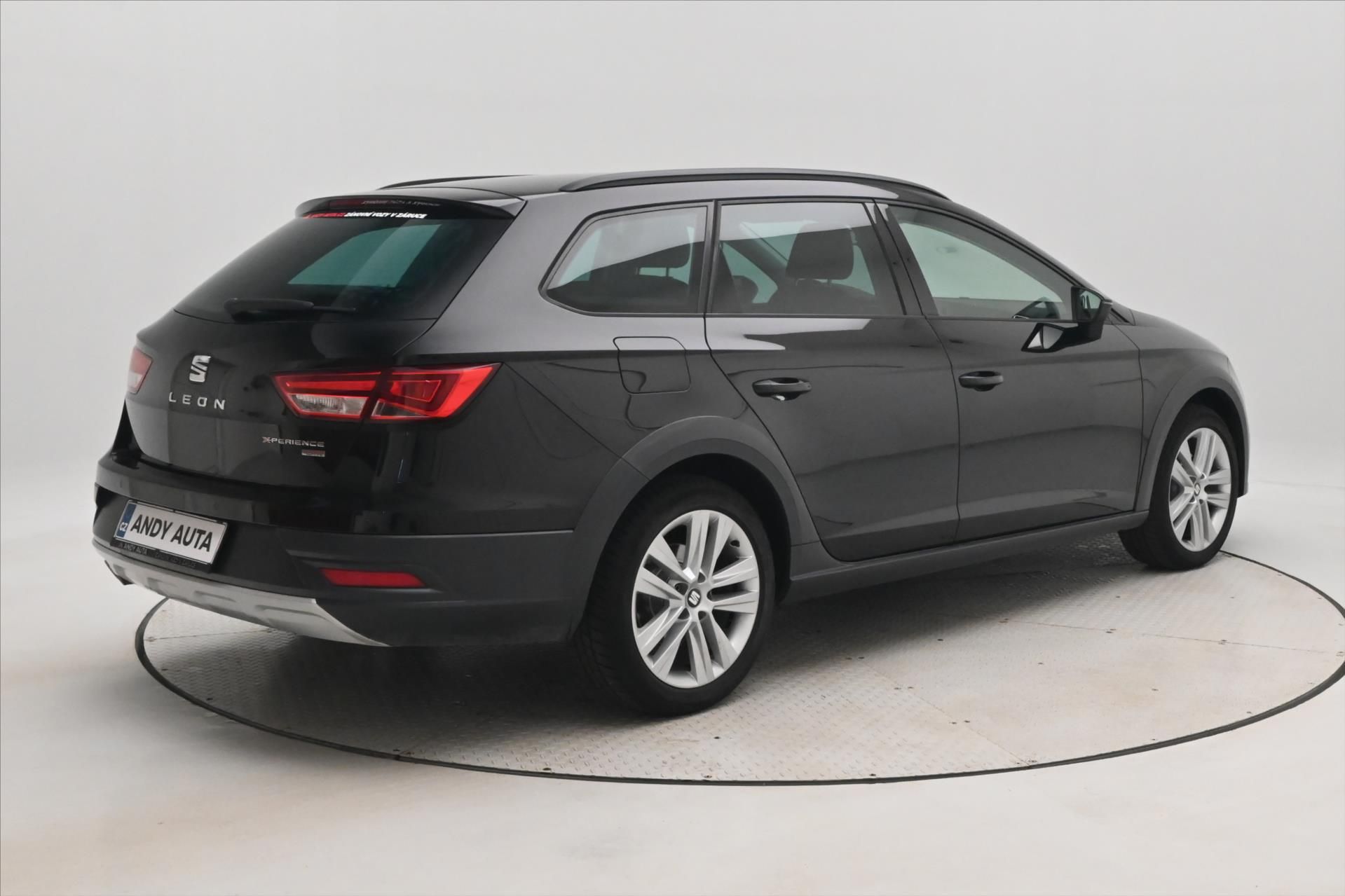 Seat Leon, 2,0 TDI 110 kW 4x4 X-Perience - fotka 5