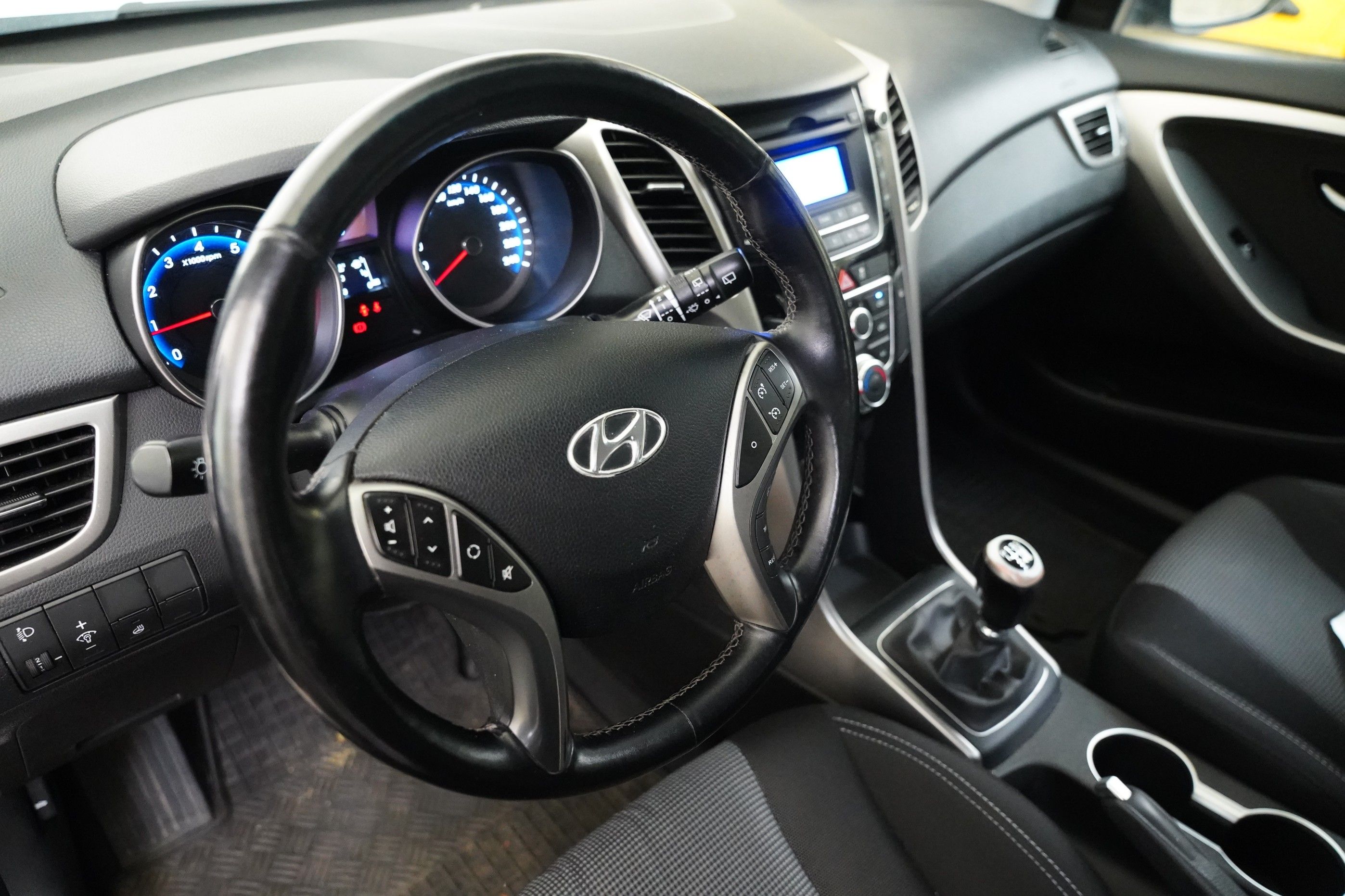 Hyundai i30, 1.4i CVVT 73 kW - fotka 6