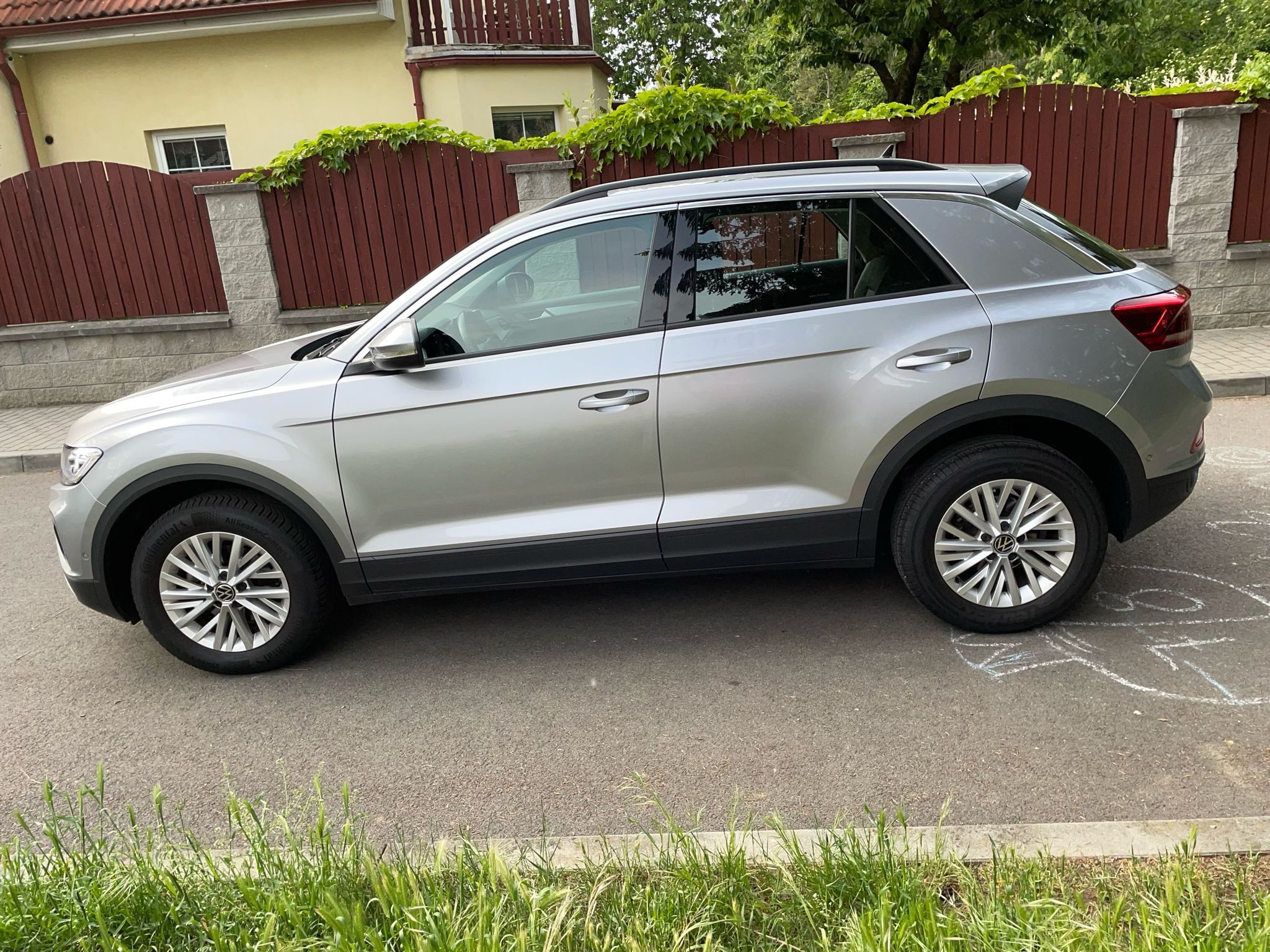 Volkswagen T-Roc, 1,0 Tsi 81 kW, perfektní,1.maj - fotka 6
