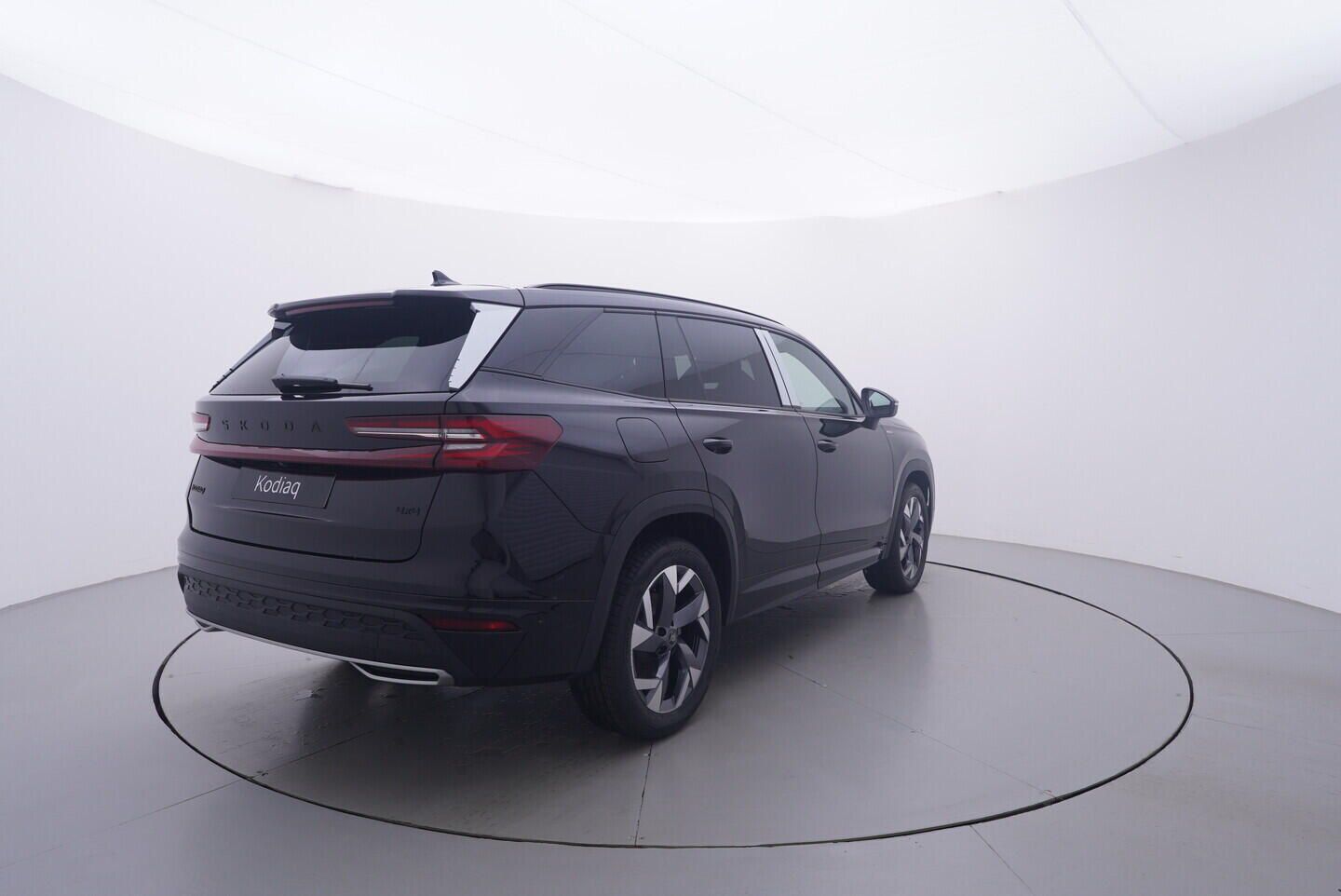 Škoda Kodiaq, Sportline 2.0 TDI 4x4 142 kW - fotka 5
