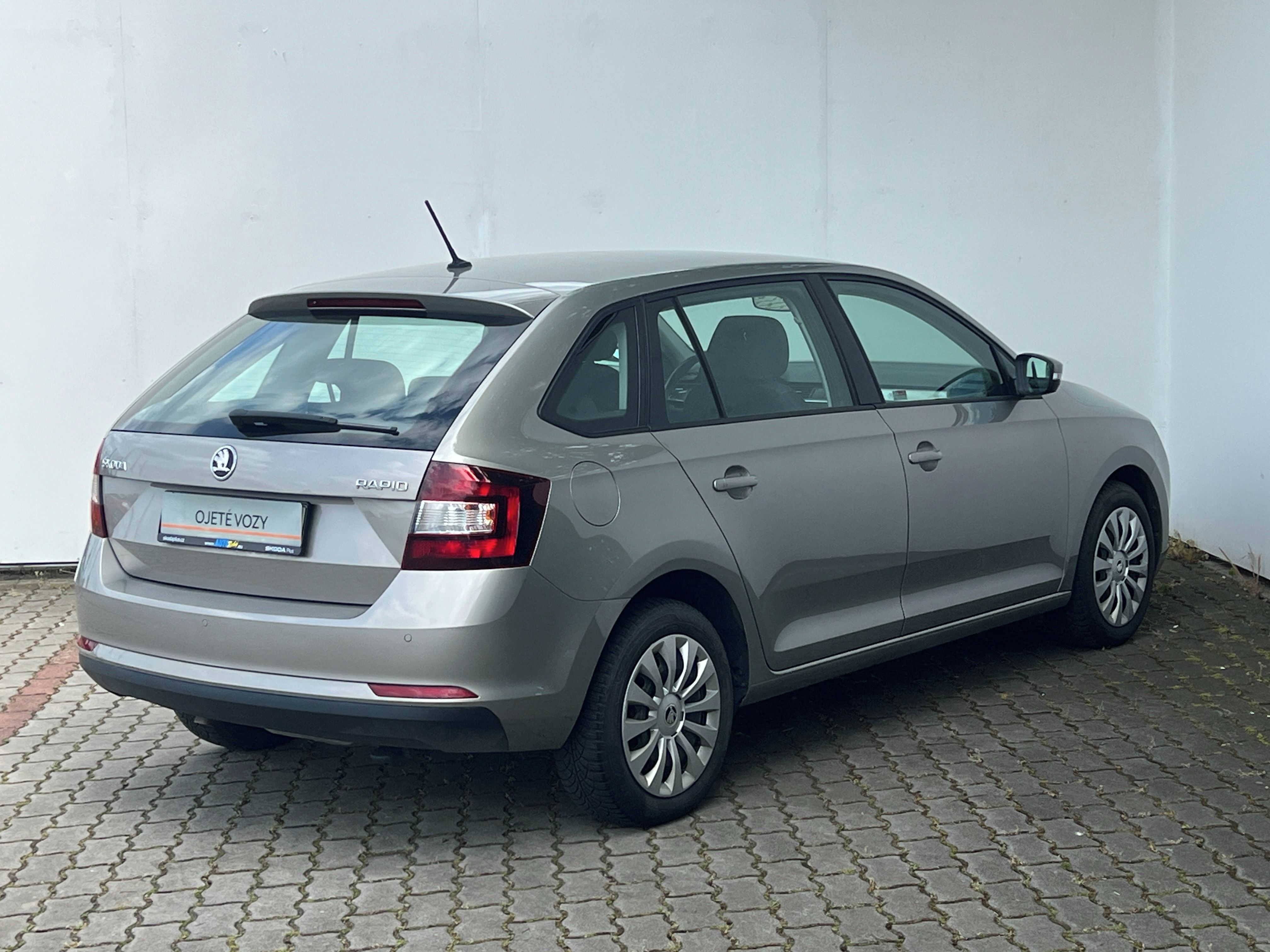 Škoda Rapid, 1,0 TSI / 81 kW Ambition - fotka 5