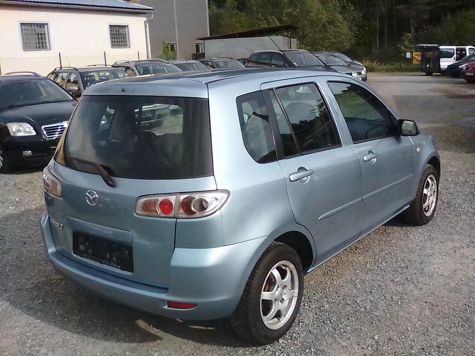 Mazda 2, 1.4i, 2.majitel - fotka 5