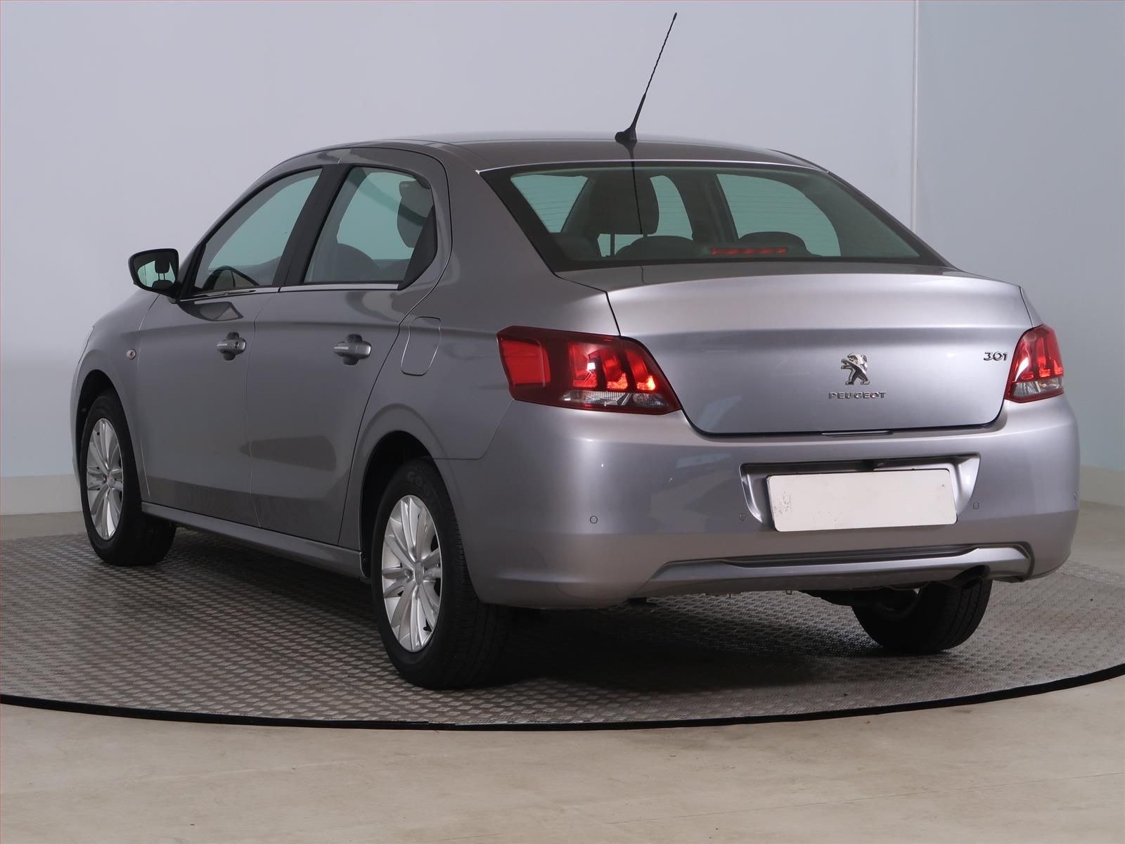 Peugeot 301, 1.6 VTi, Serv.kniha - fotka 4