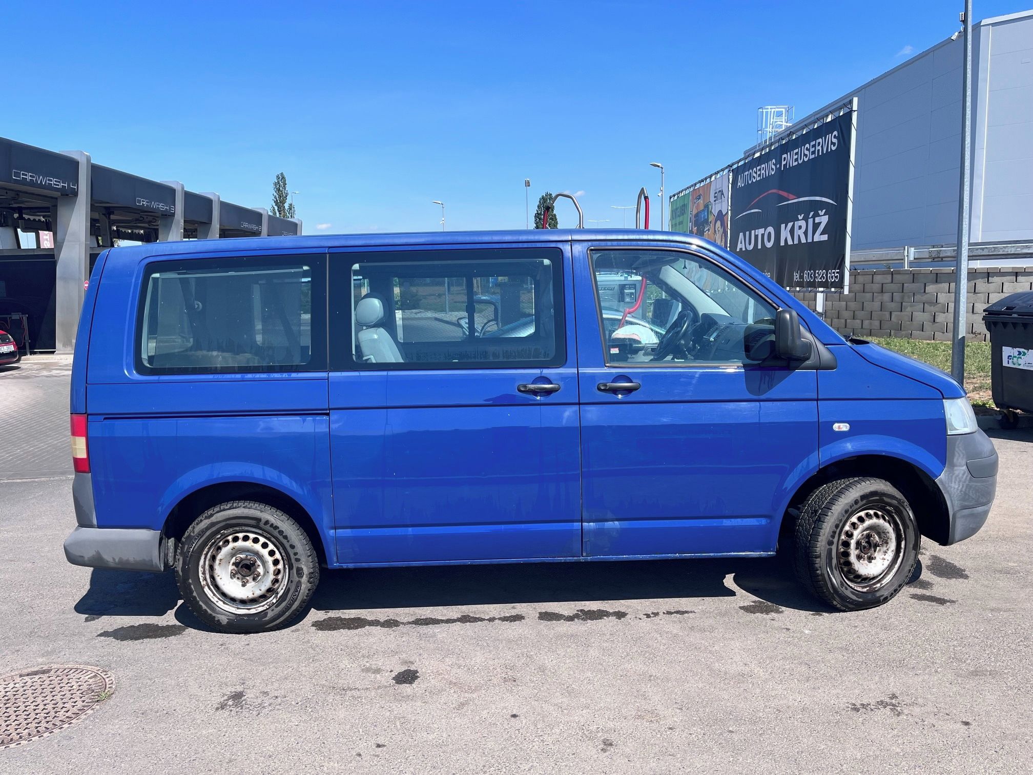 Volkswagen Transporter, TRANSPORTER 1,9 TDI-9 míst-taž - fotka 3
