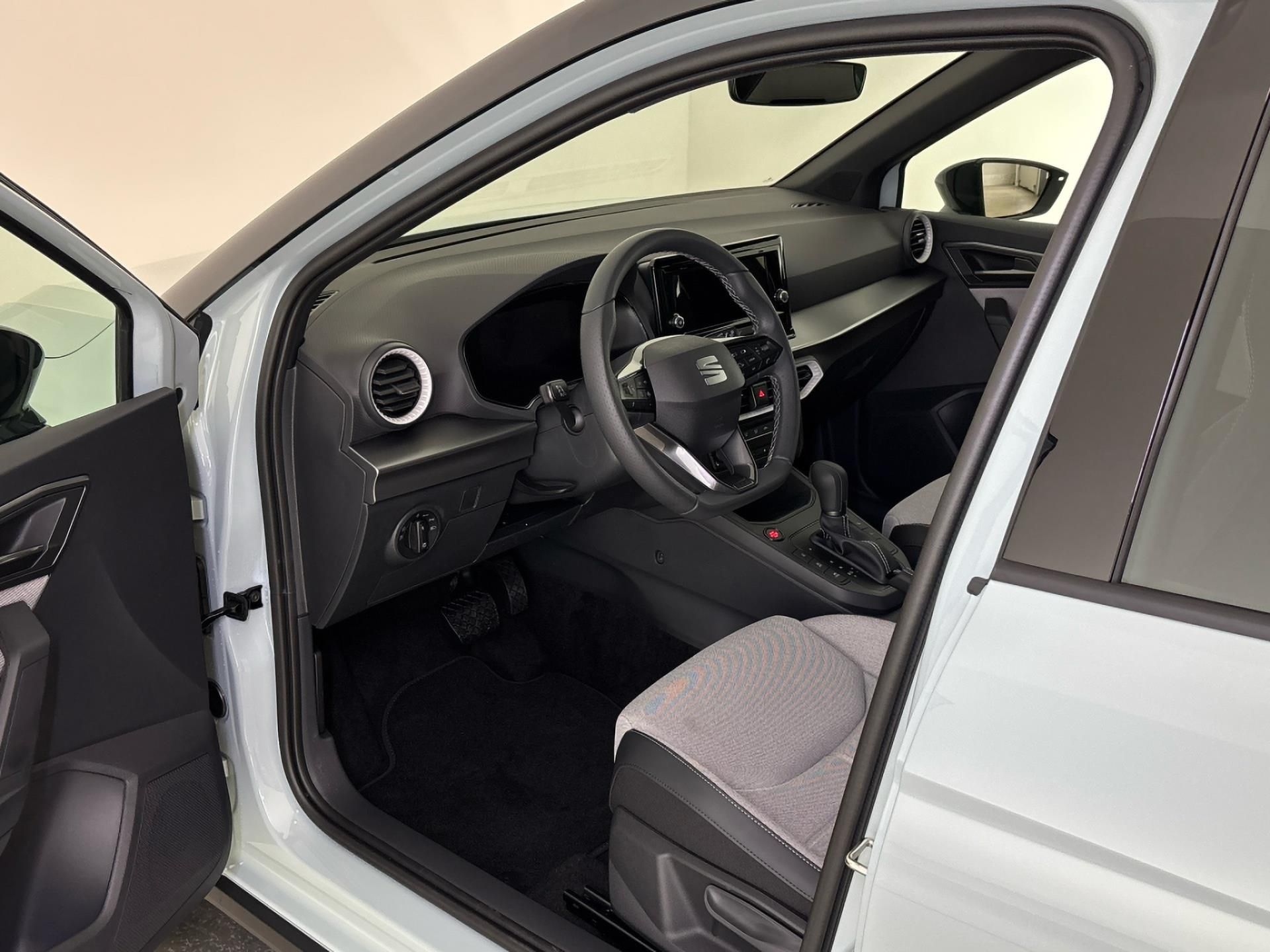 Seat Arona, 1.0 TSI / 85 kW FR - fotka 6