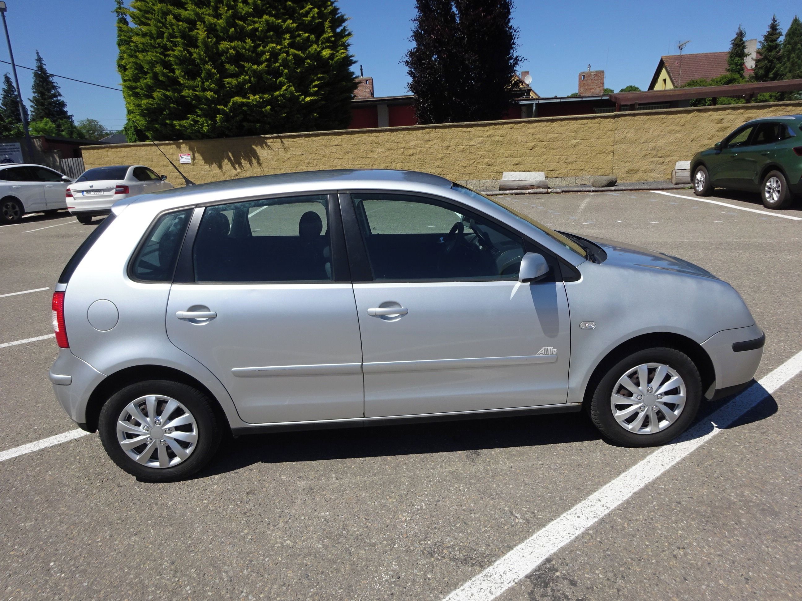 Volkswagen Polo, 1.4i (55 KW) KLIMA - fotka 3
