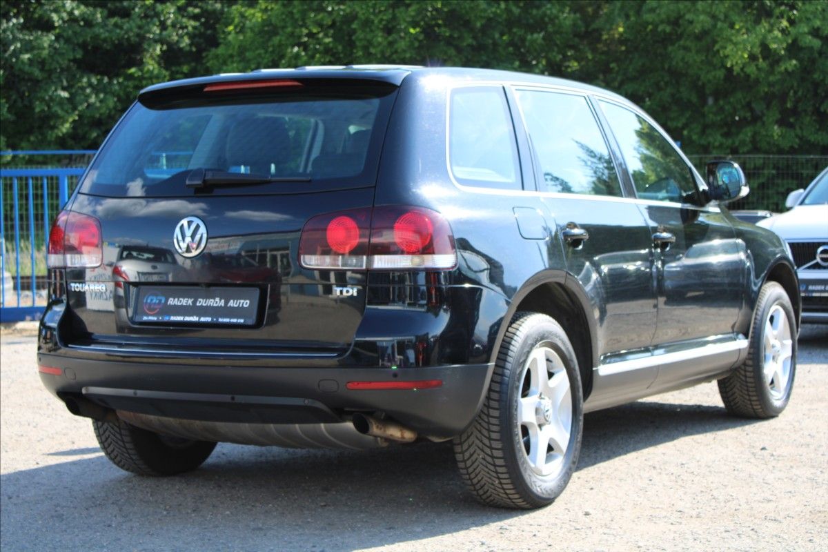 Volkswagen Touareg, 2,5 TDI  NOVÉ V ČR,4x4 - fotka 5