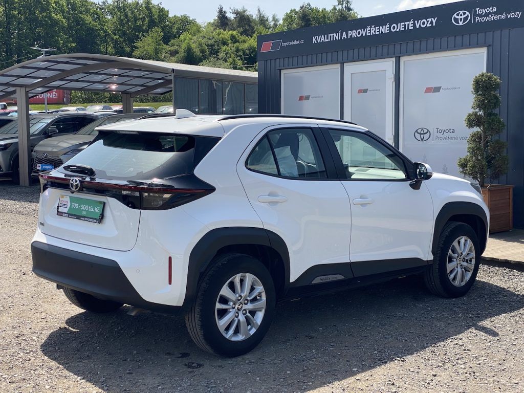 Toyota Yaris Cross, 1.5i, ČR, ComTech, záruka - fotka 6