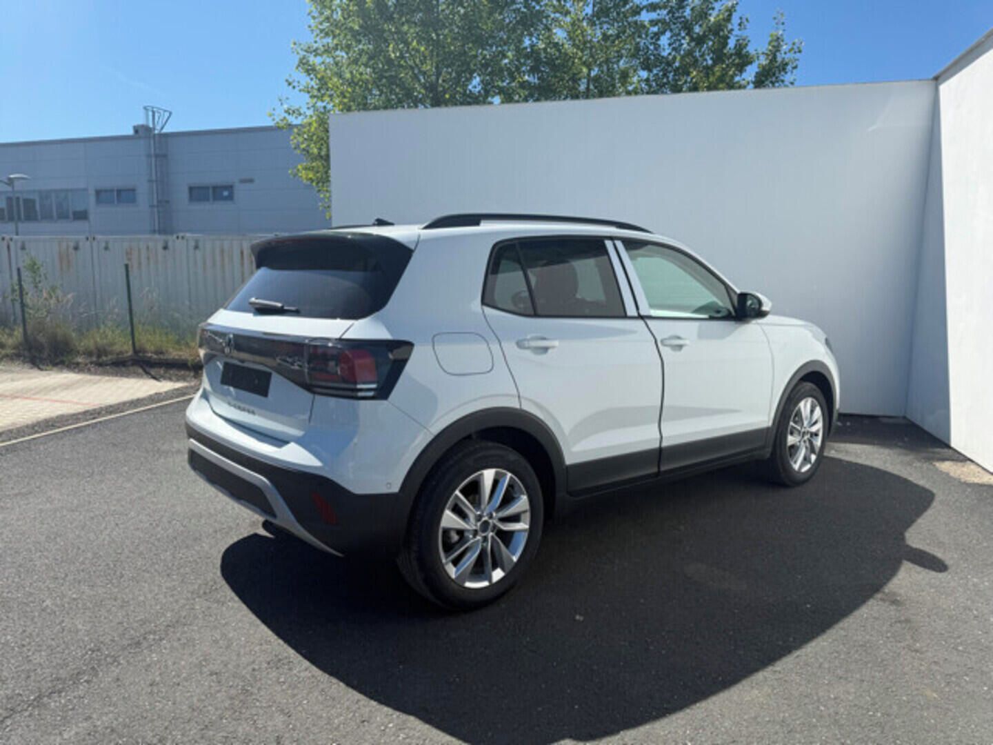 Volkswagen T-Cross, Life 1.0 TSI 85 kW 6G   kW - fotka 6