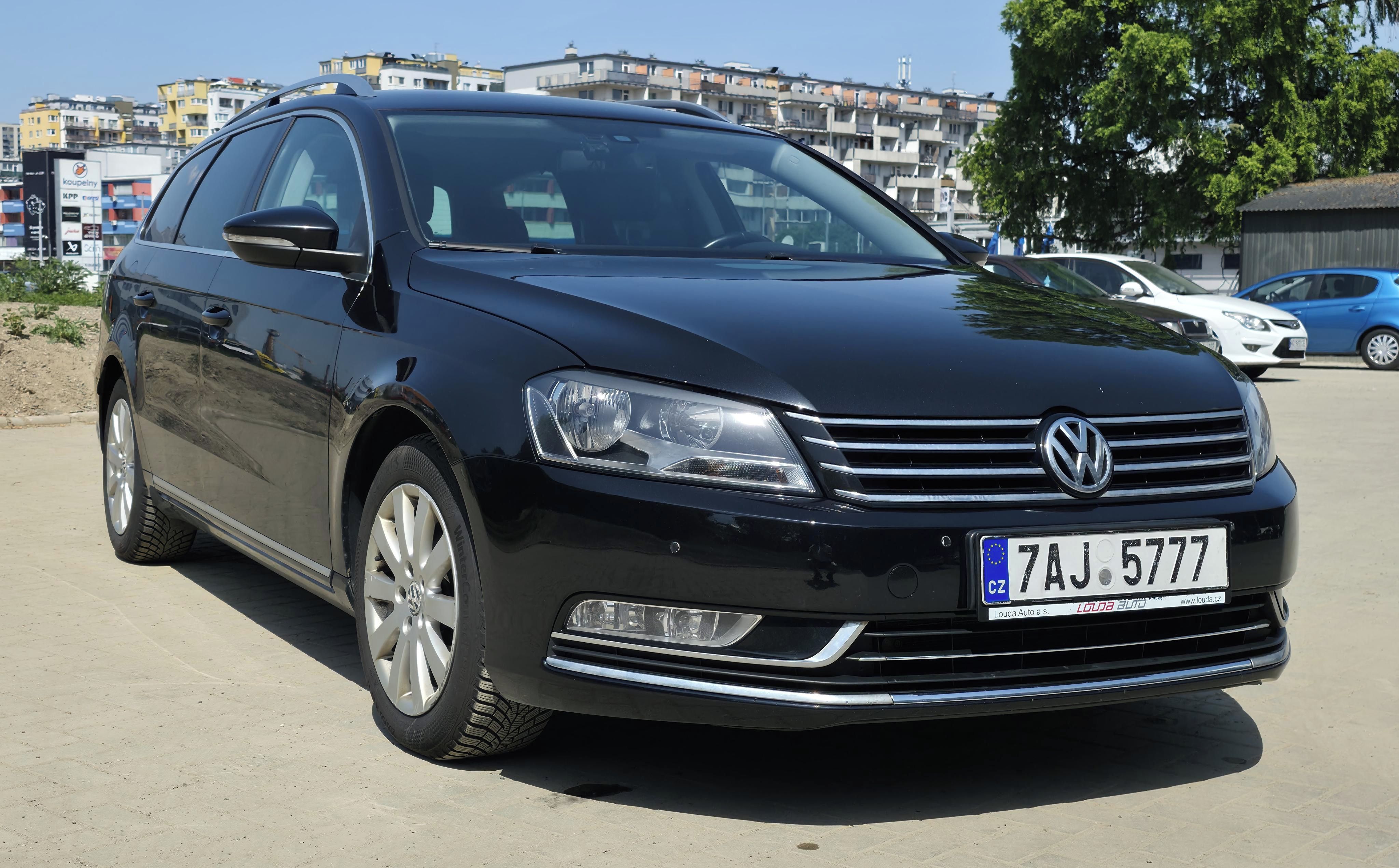 Volkswagen Passat Variant, 2.0TDI, DSG, CZ, Highline - fotka 3