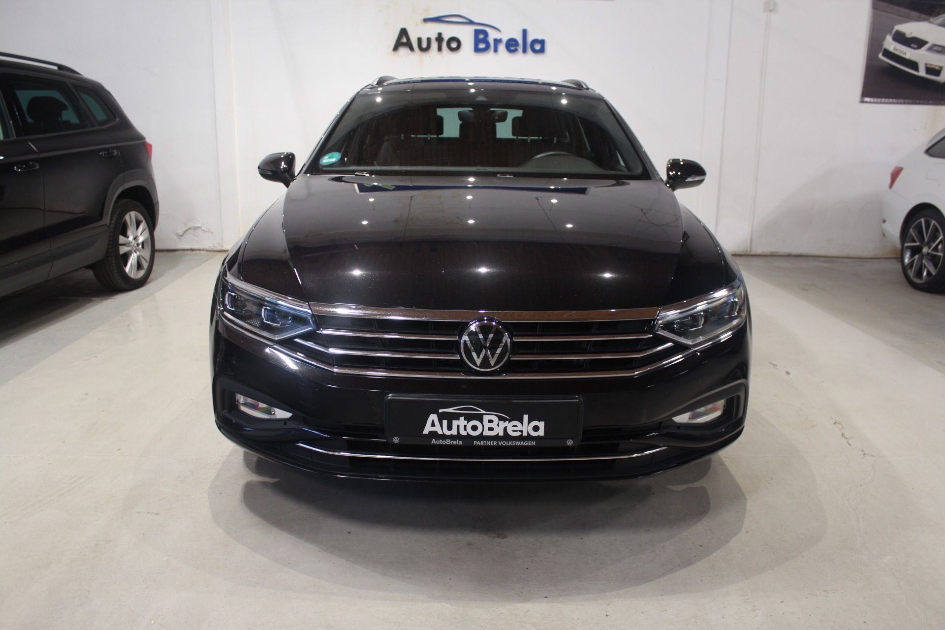 Volkswagen Passat, 2.0TDI DSG R-Line Paket - fotka 4