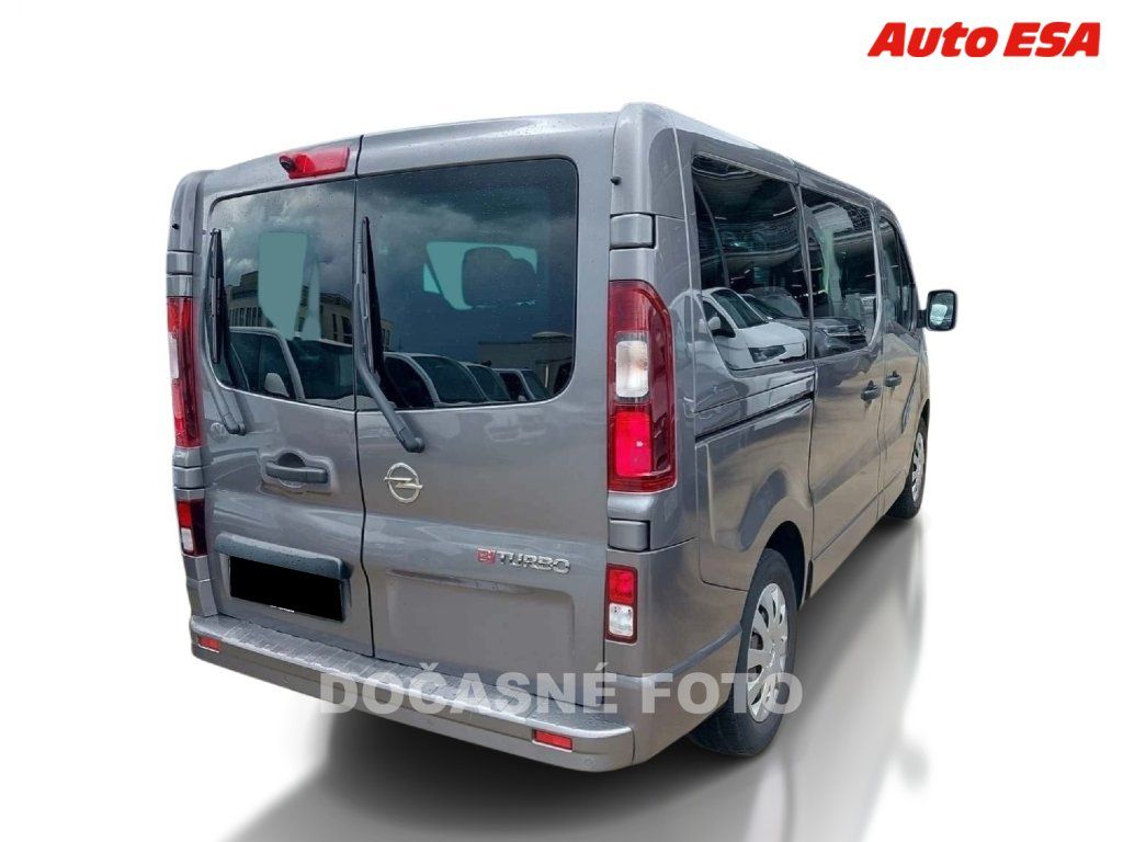 Opel Vivaro, 1.6CDTi 9míst,107kW,navi - fotka 3