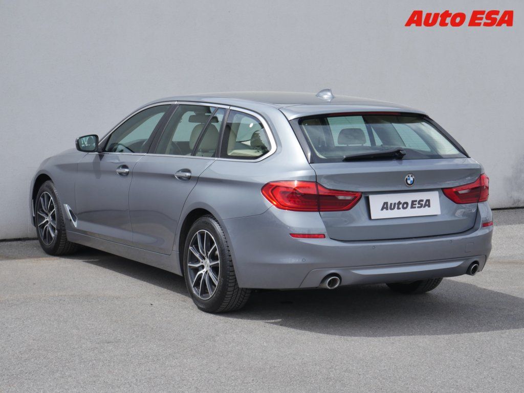 BMW Řada 5, 2.0D,servis.kniha,AT - fotka 6