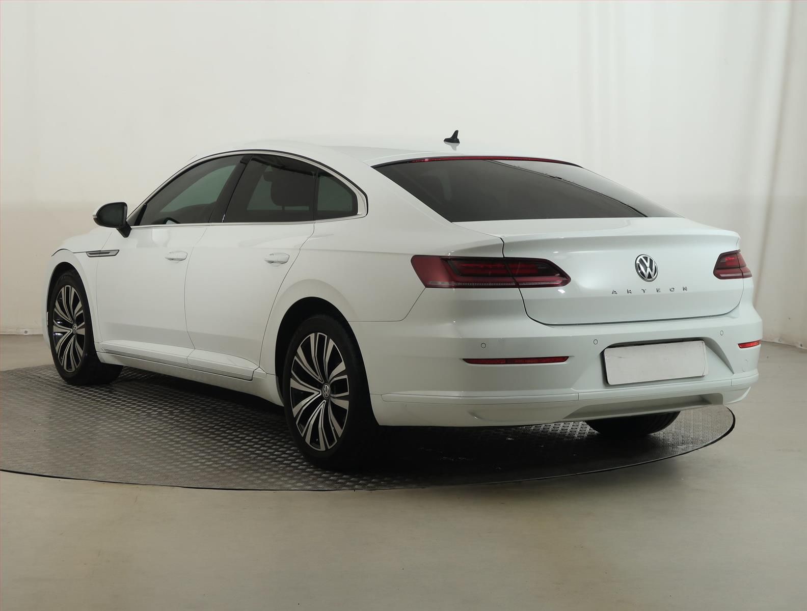 Volkswagen Arteon, 2.0 TDI, Arteon, Automat - fotka 4