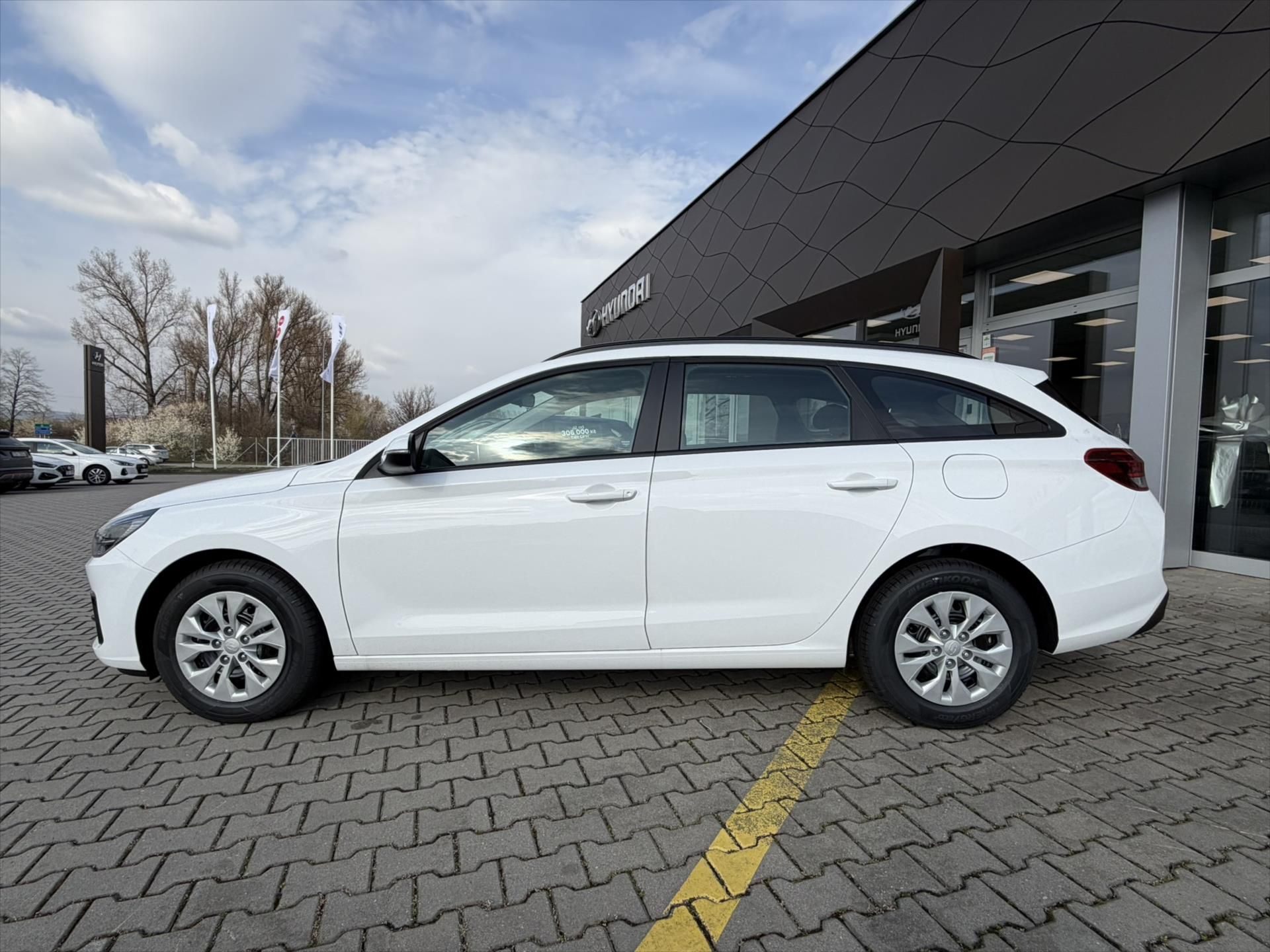 Hyundai i30, 1,0 T-GDI 85kW 6st. MT  Comfor - fotka 2
