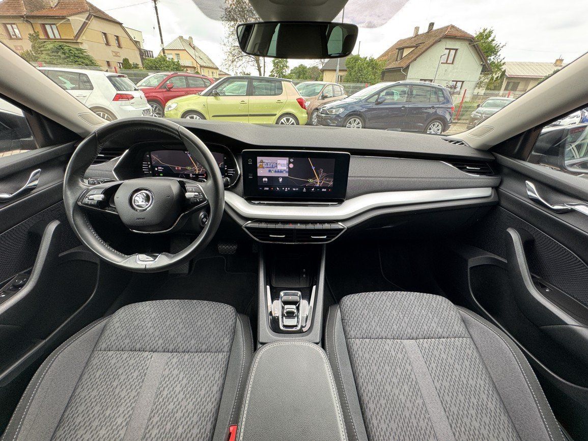 Škoda Octavia, 2.0TDi DSG LED Navi Kamera - fotka 6
