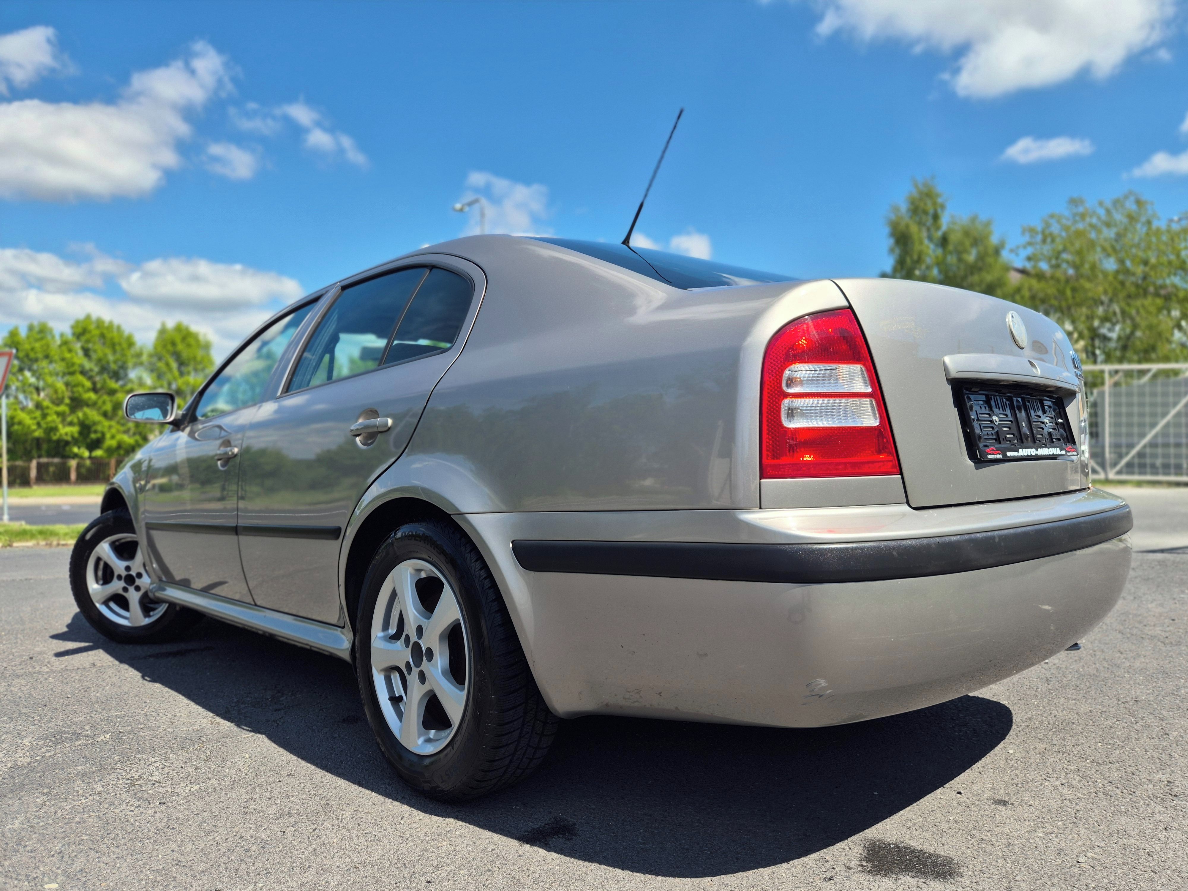 Škoda Octavia, 1 maj.plný servis ZÁRUKA 1 ROK - fotka 4