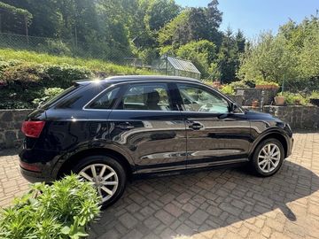 Prodám SUV Audi Q3 (generace 8