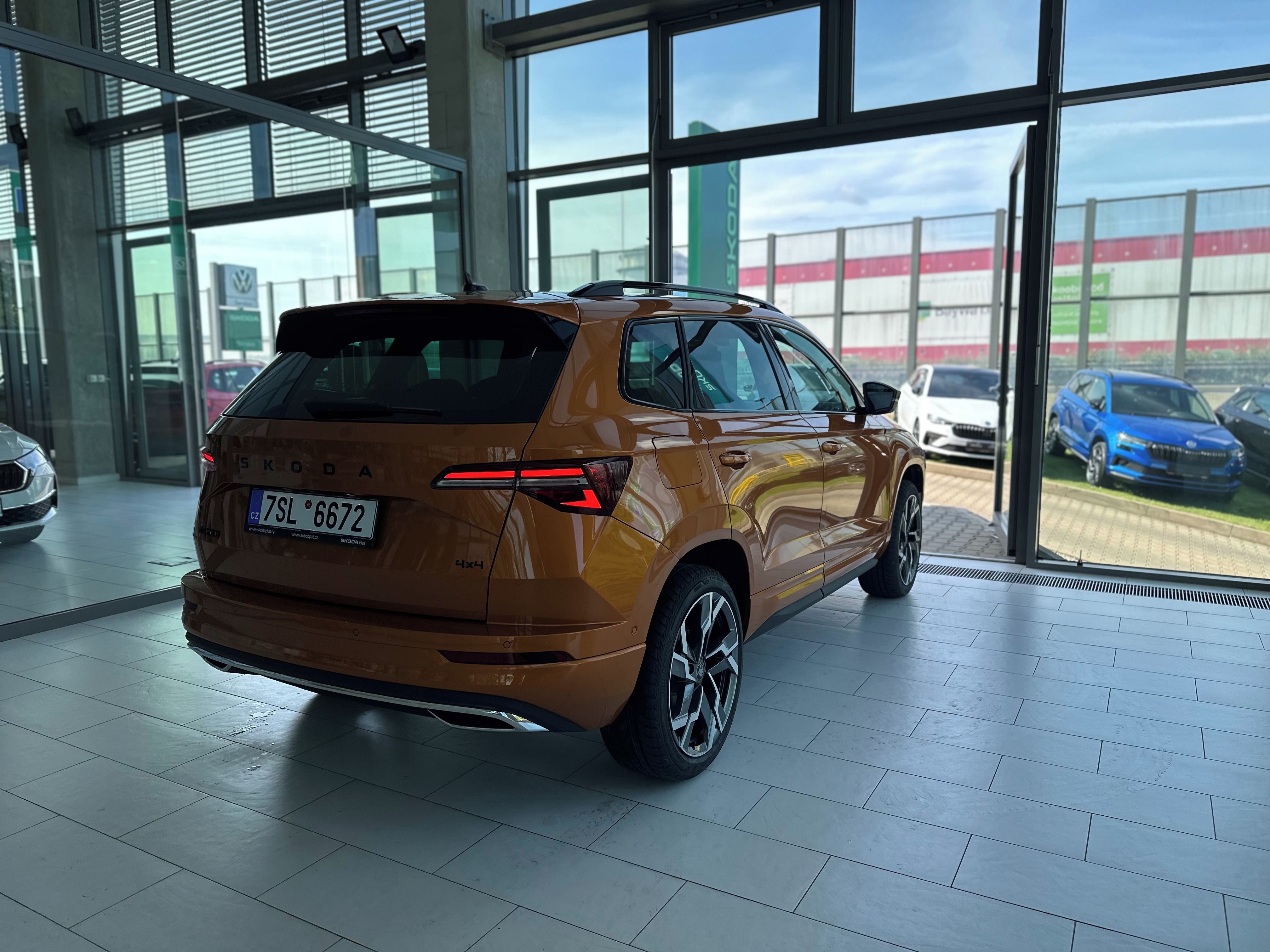 Škoda Karoq, Sportline 2,0 TSI 140 kW 4x4 - fotka 6