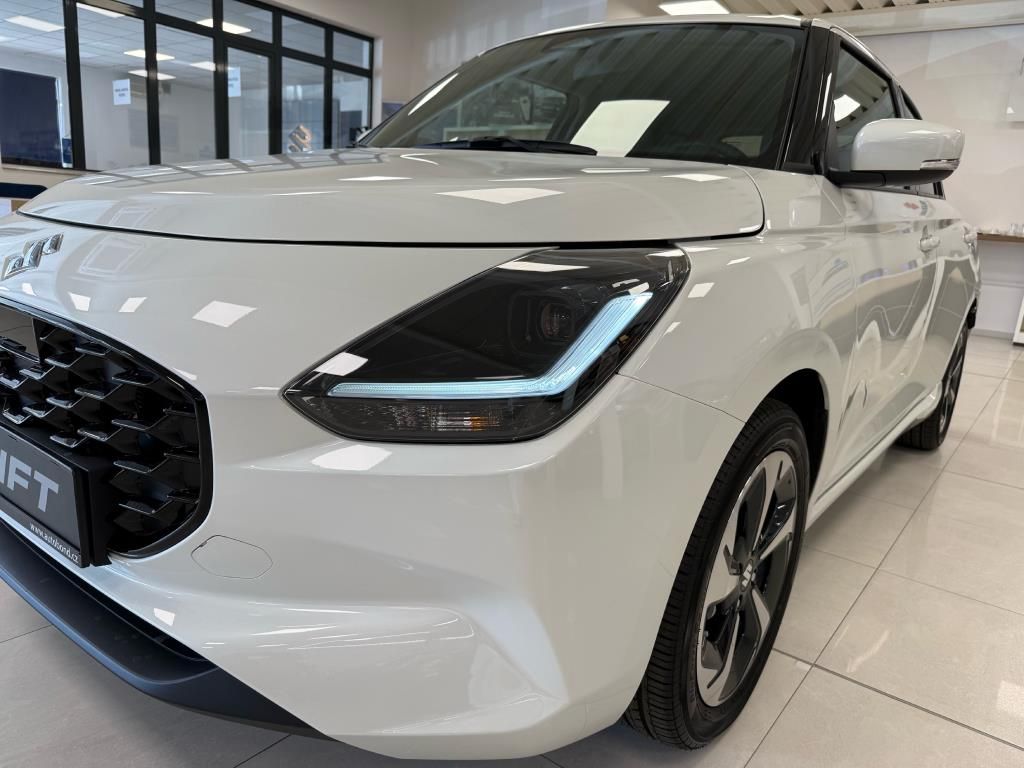 Suzuki Swift, ELEGANCE 1.2 HYBRID CVT 4x2 MY - fotka 6