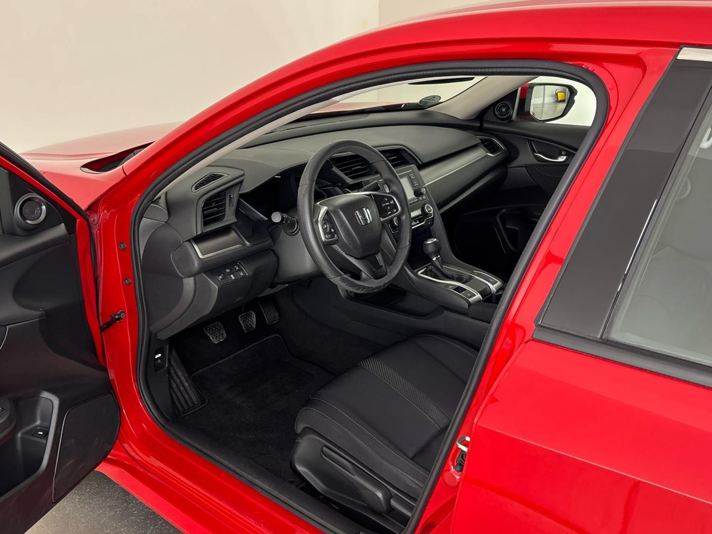 Honda Civic, 1.5 VTEC / 134 kW Comfort - fotka 6