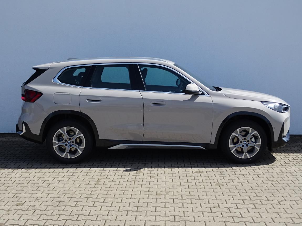 BMW X1, sDrive18i - fotka 5