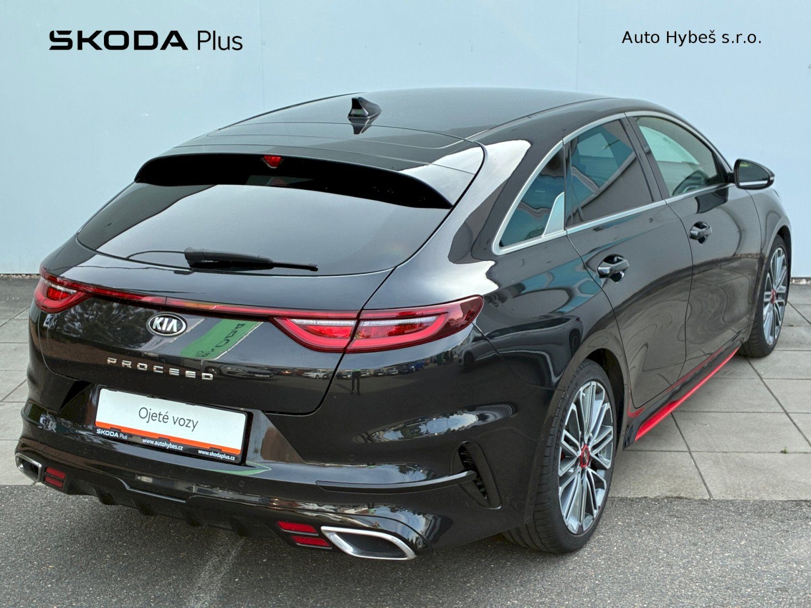 Kia ProCeed, 1,6 T-GDI / 150 kW GT - fotka 2
