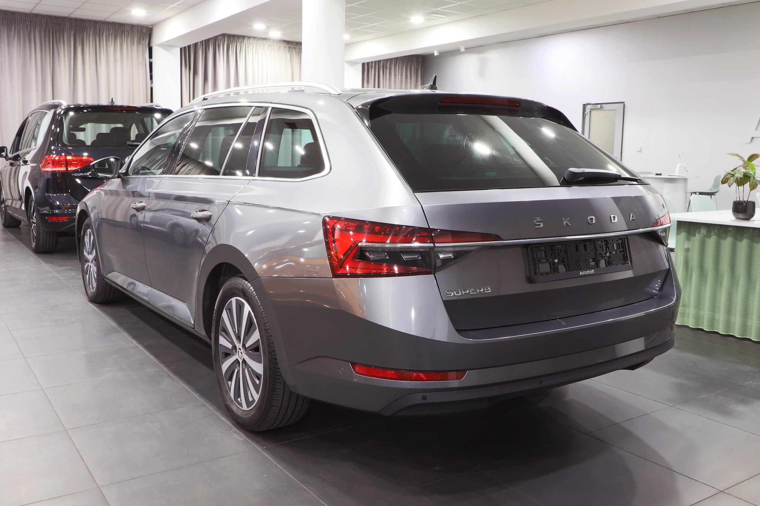 Škoda Superb, 2.0 TDI 147kW DSG Style - fotka 4