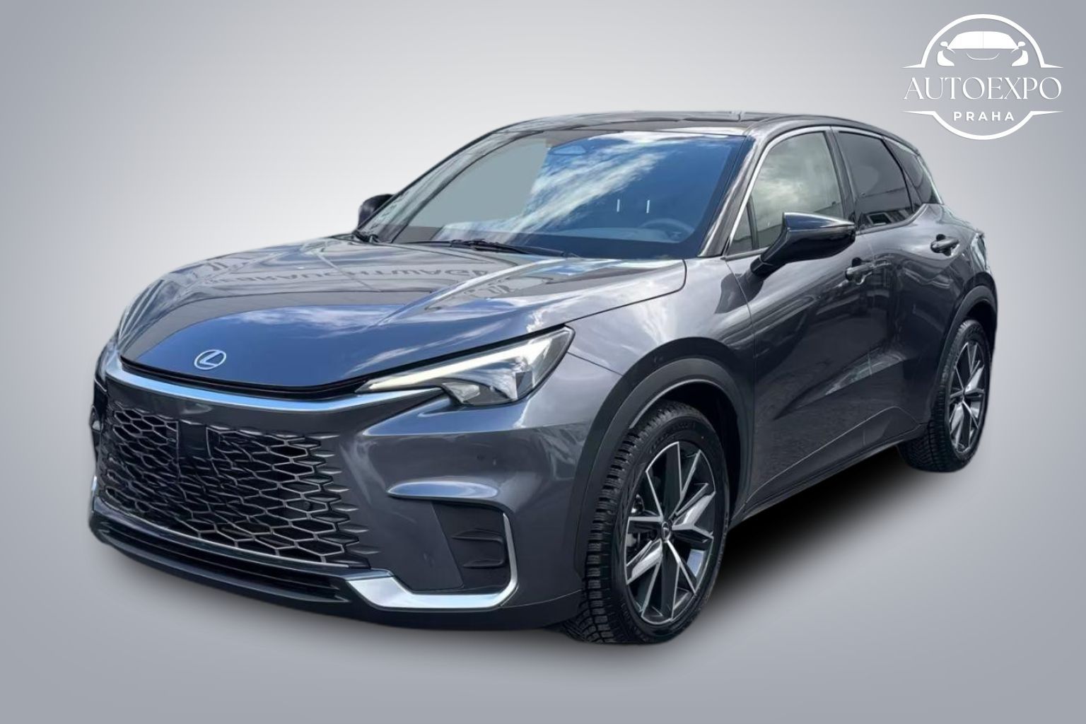 Lexus LBX, FWD Emotion *LED*