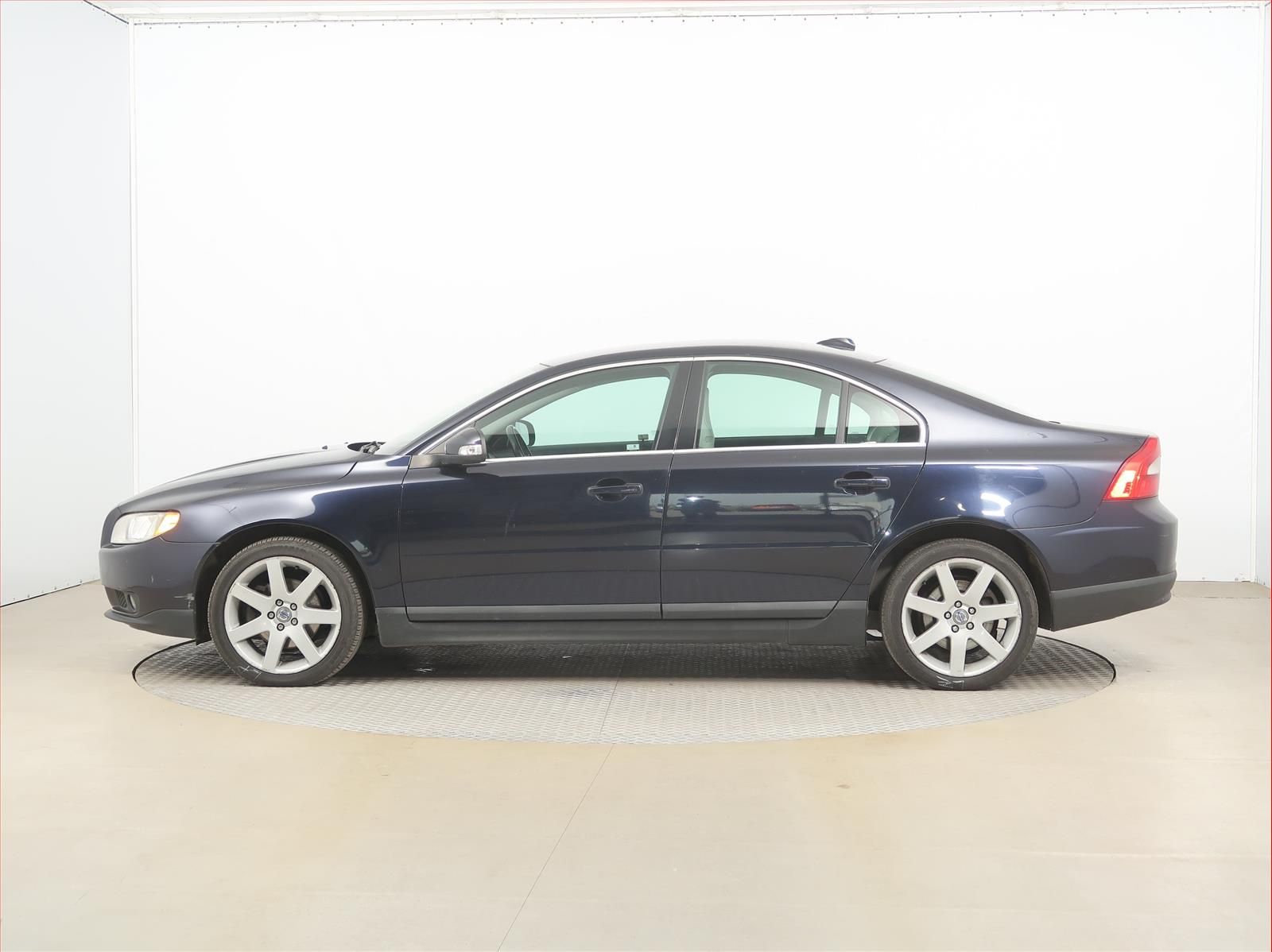 Volvo S80, 2.0 D, Navi, Kožené sedačky - fotka 3