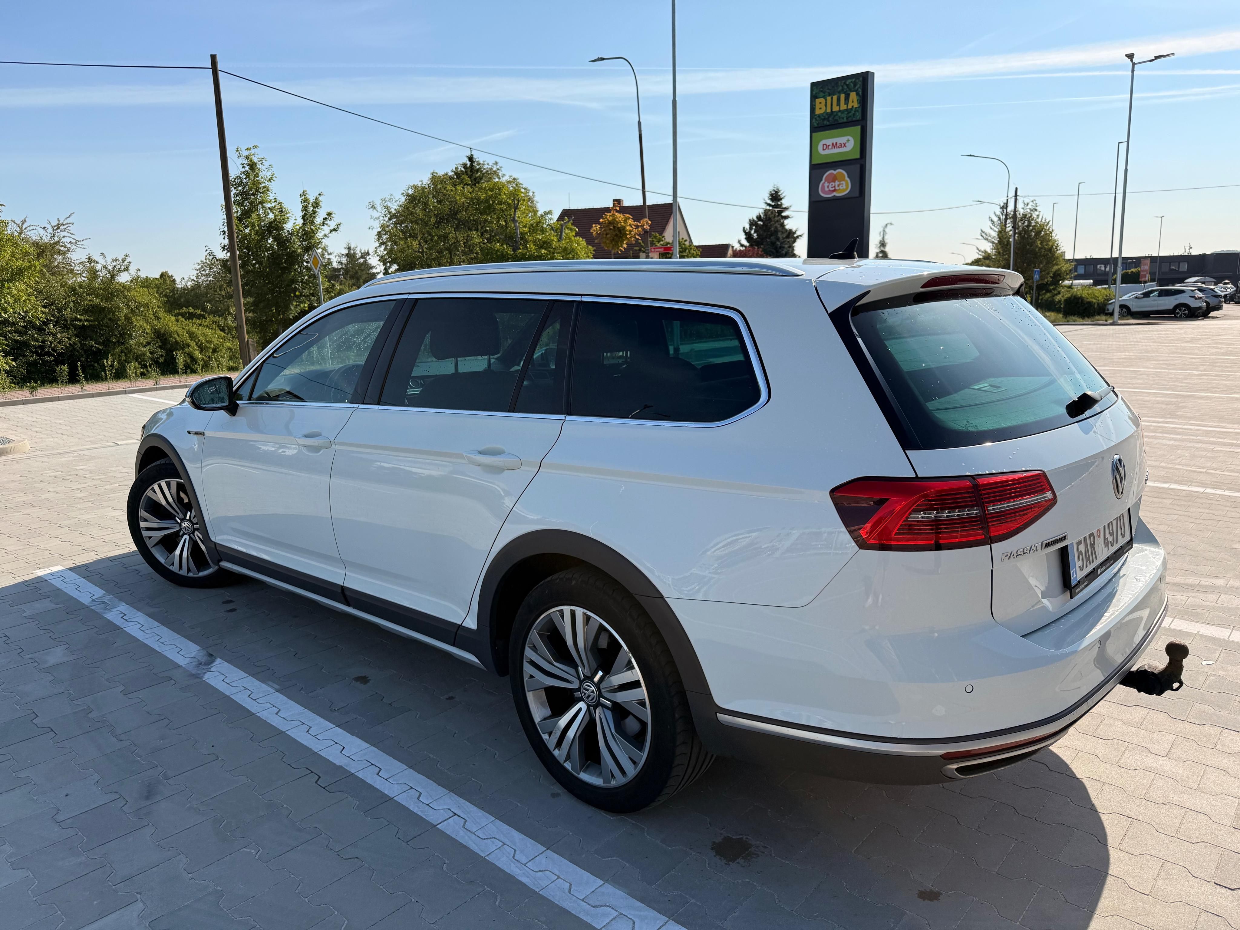 Volkswagen Passat, VW Passat B8 Alltrack 2.0 BiTD - fotka 4