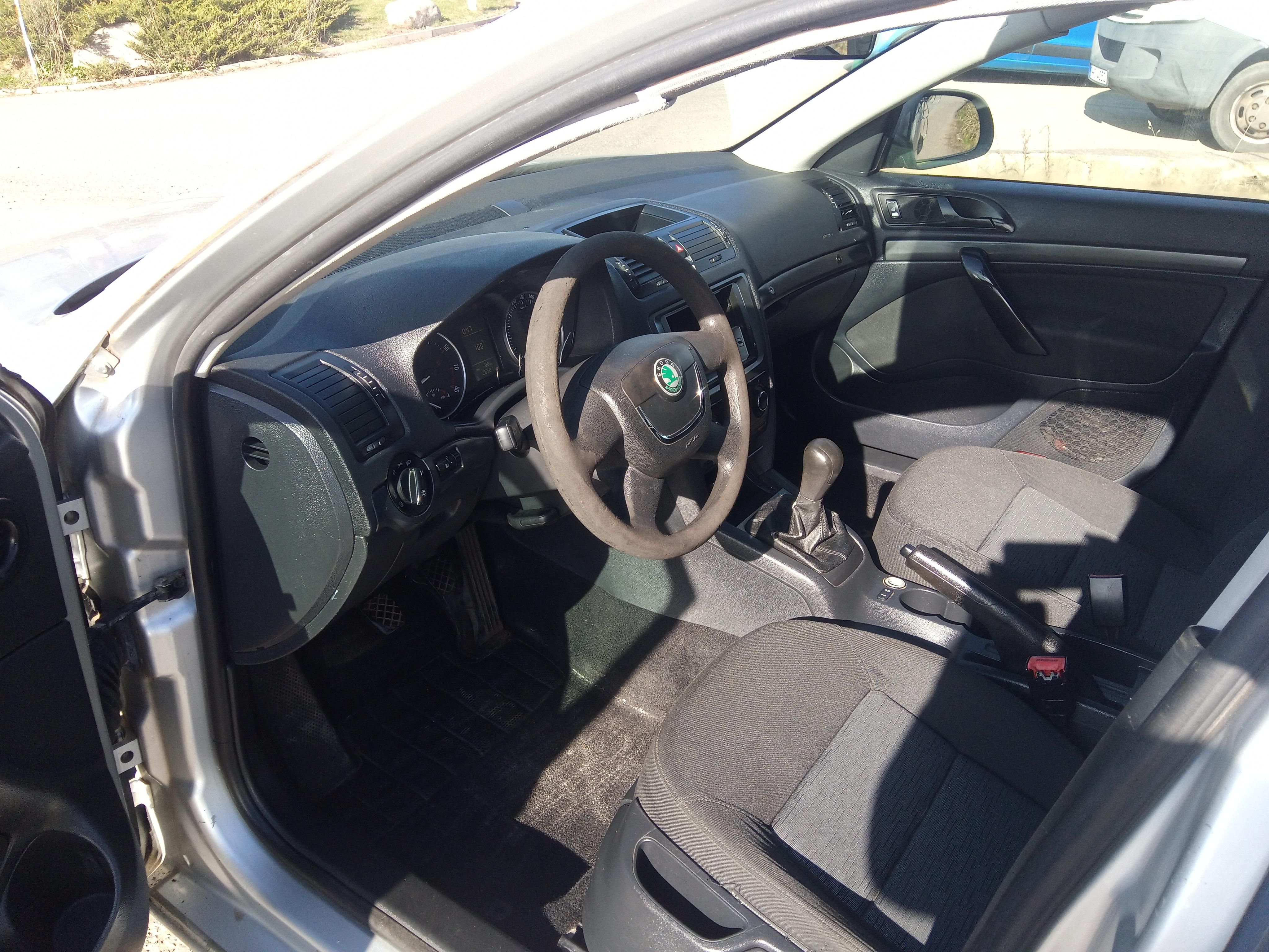 Škoda Octavia, 1,6 MPi, po prvním majiteli - fotka 5