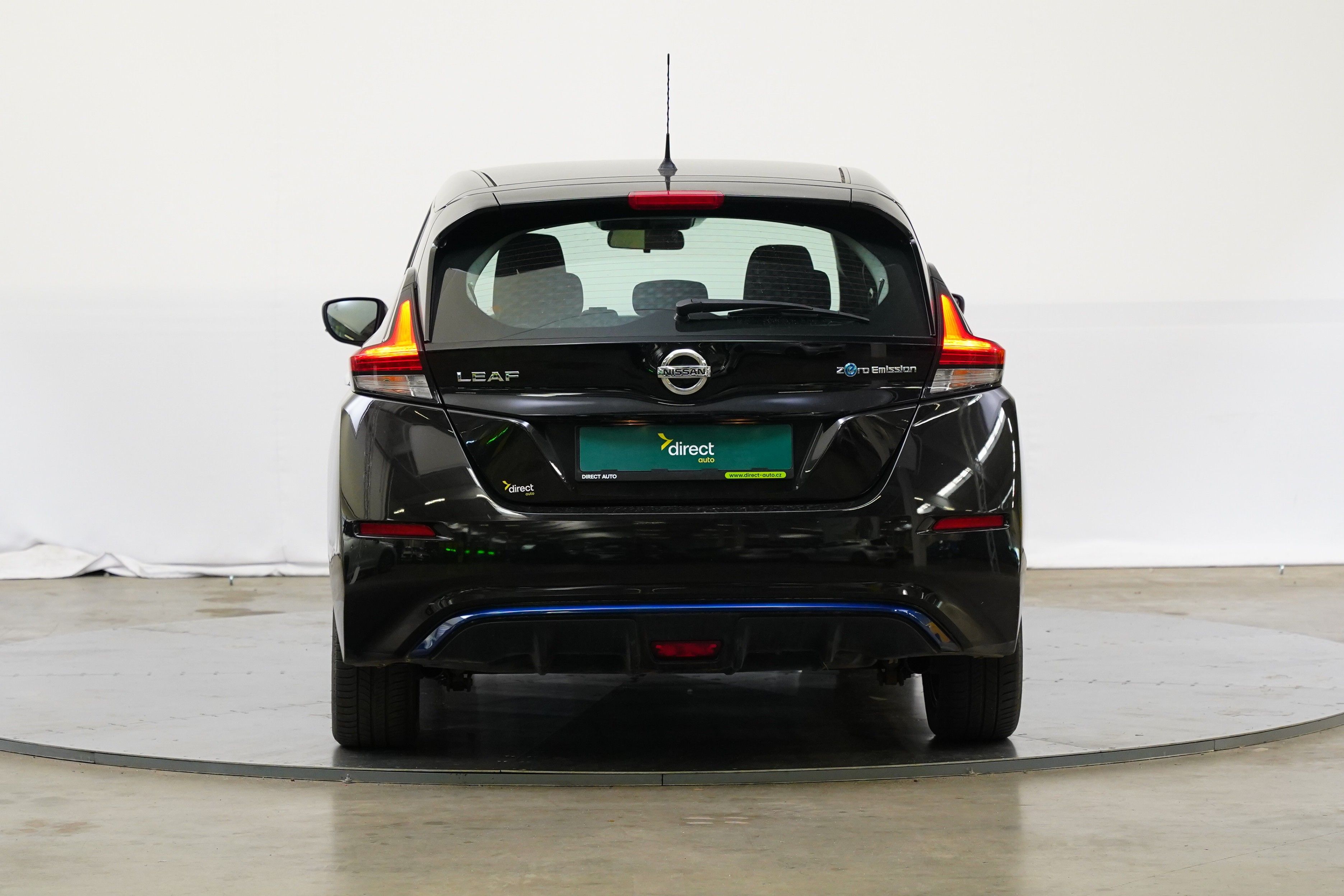 Nissan LEAF, 110 kW Acenta 40 kW - fotka 6