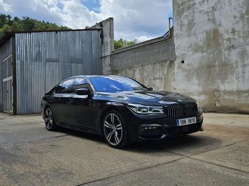 740xDrive M-Paket