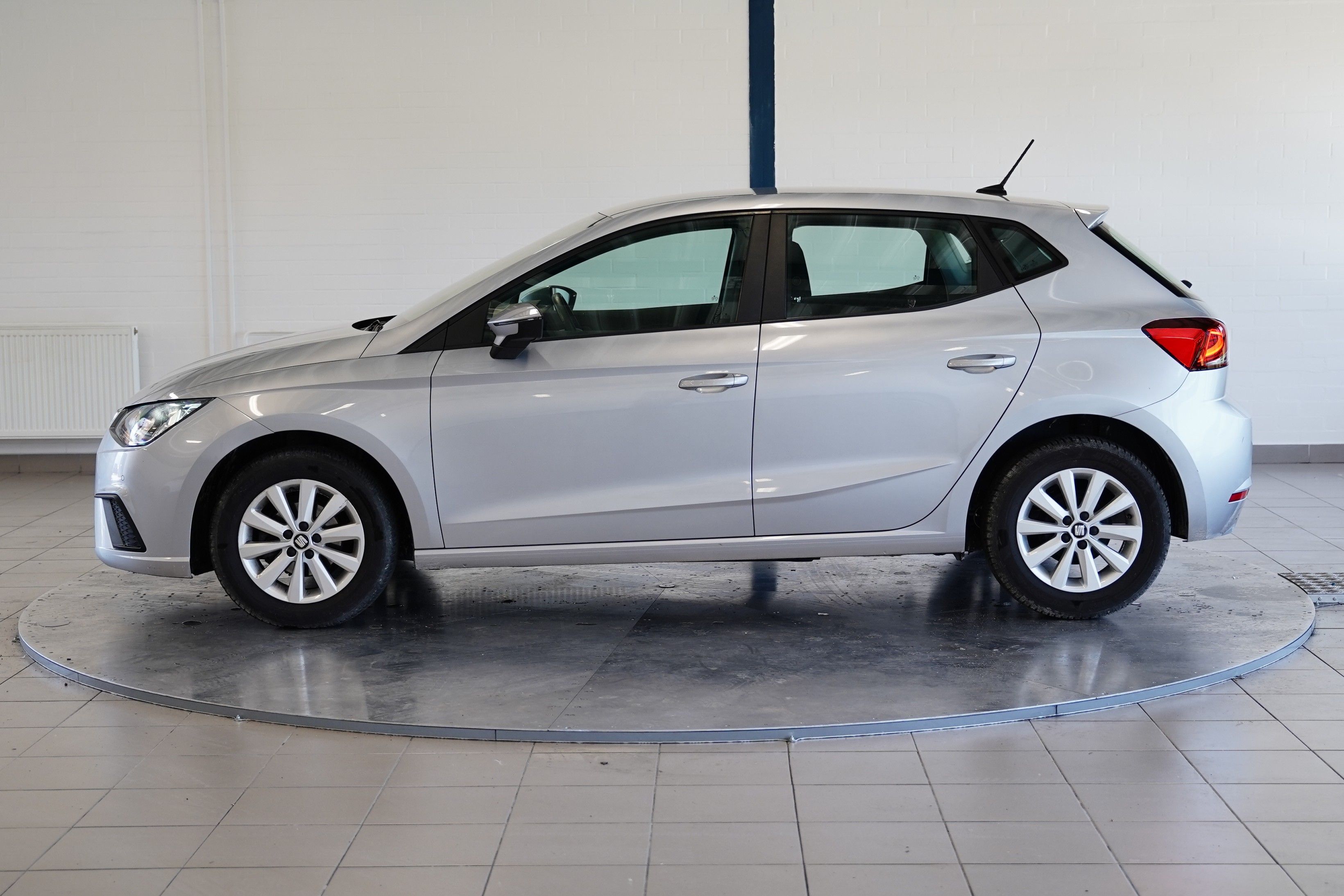 Seat Ibiza, 1.0i 59 kW Style - fotka 3