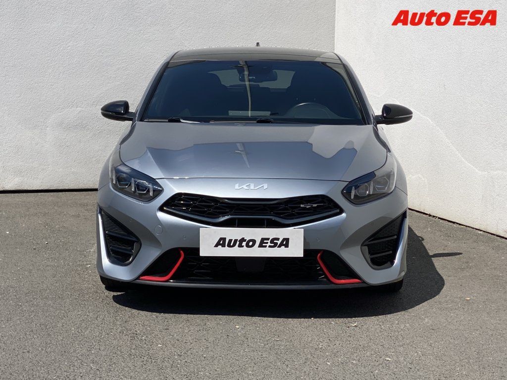 Kia ProCeed, 1.6 TGDi - fotka 2