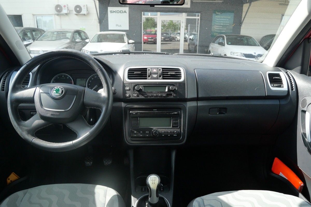 Škoda Roomster, 1.4 63 kW Ambition - fotka 5