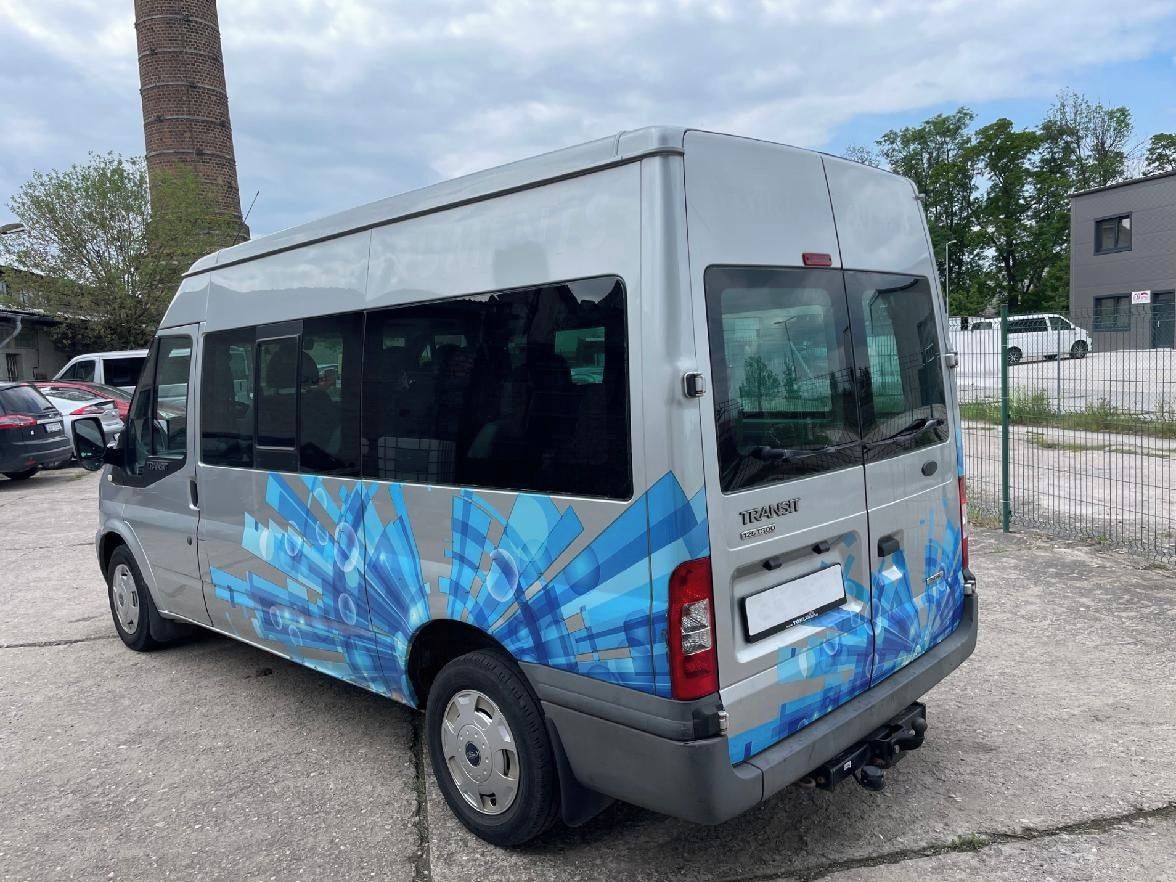 Ford Transit, 2,2TDCi-92kw-L2H2-9míst - fotka 3