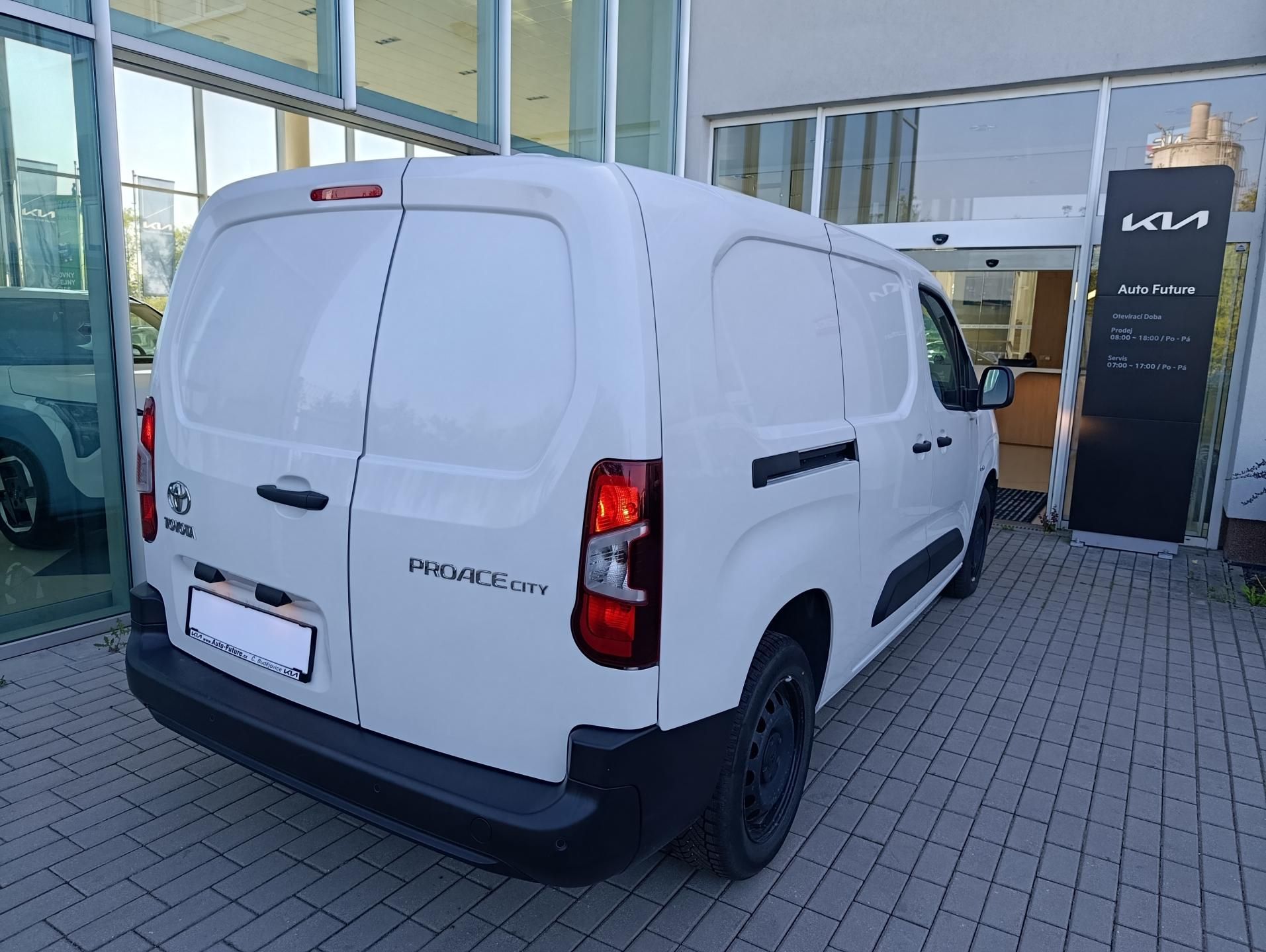 Toyota Proace City, 1.5 96kw ČR 1. MAJITEL - fotka 5