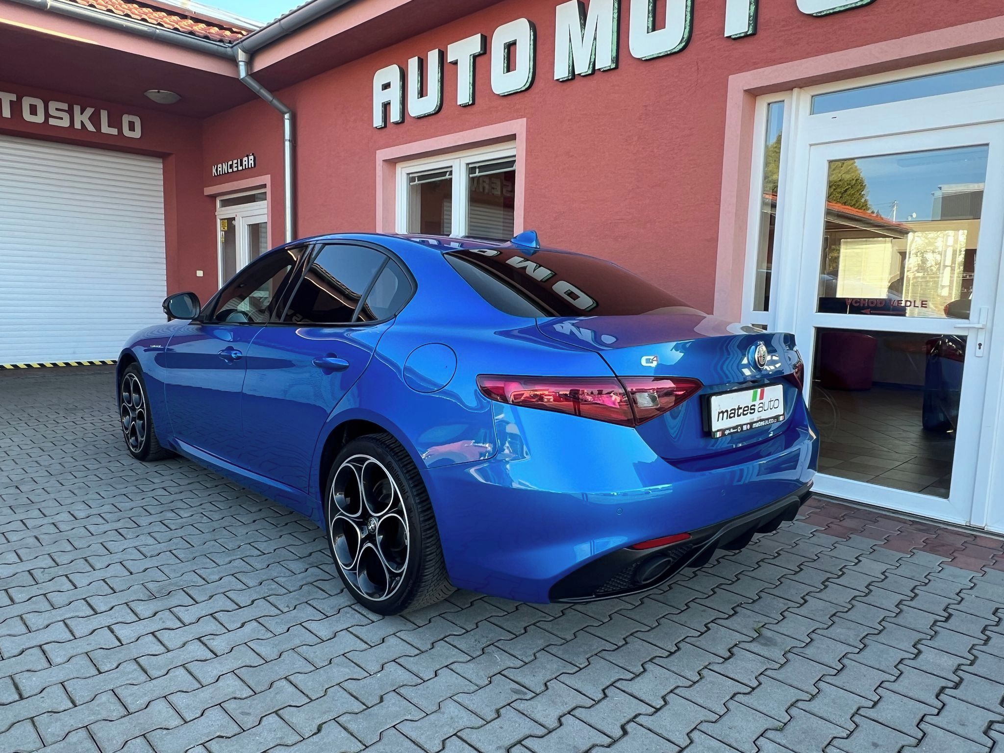 Alfa Romeo Giulia, 2.0 Veloce 206 kW DPH - fotka 3