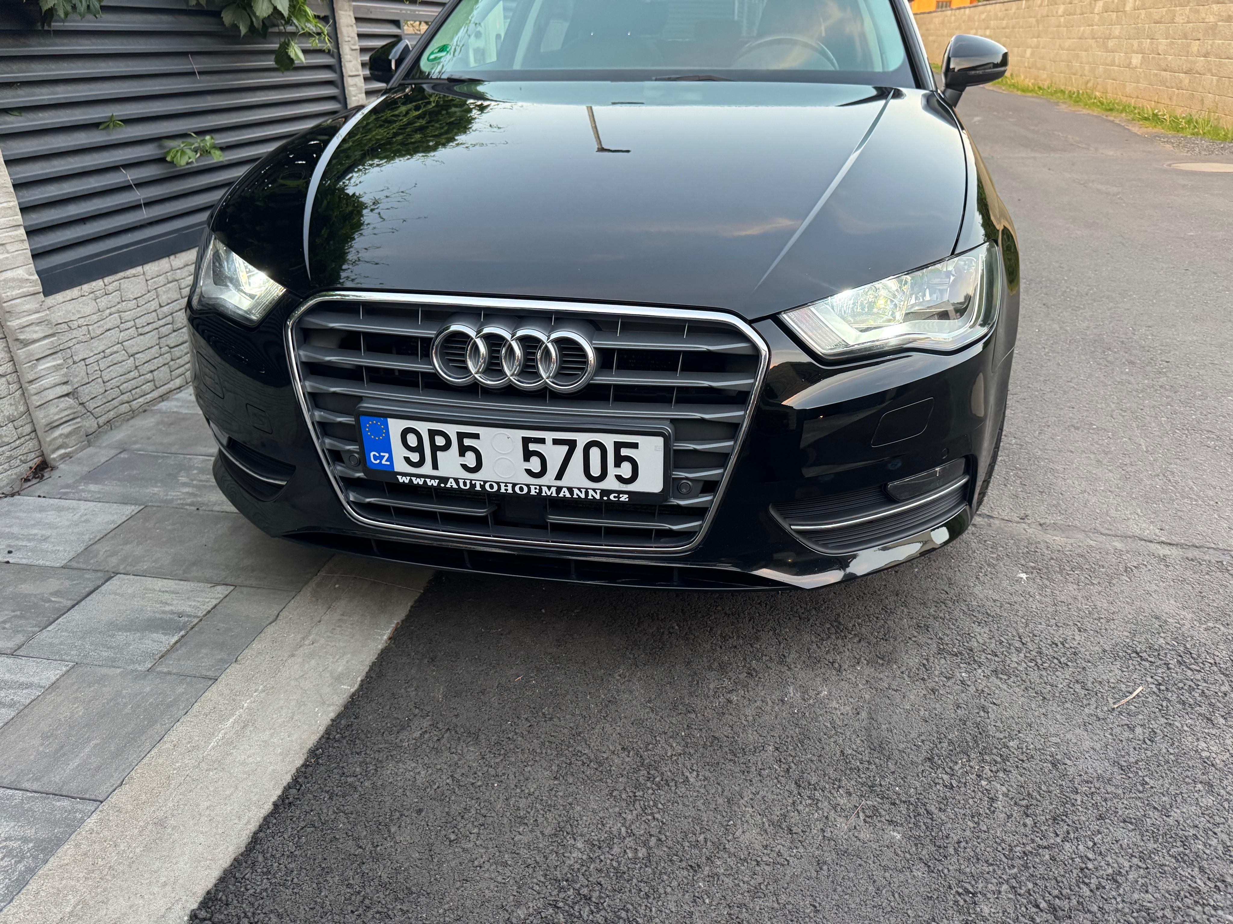 Audi A3, SPORTBACK 1,6TDI 81kW - fotka 2