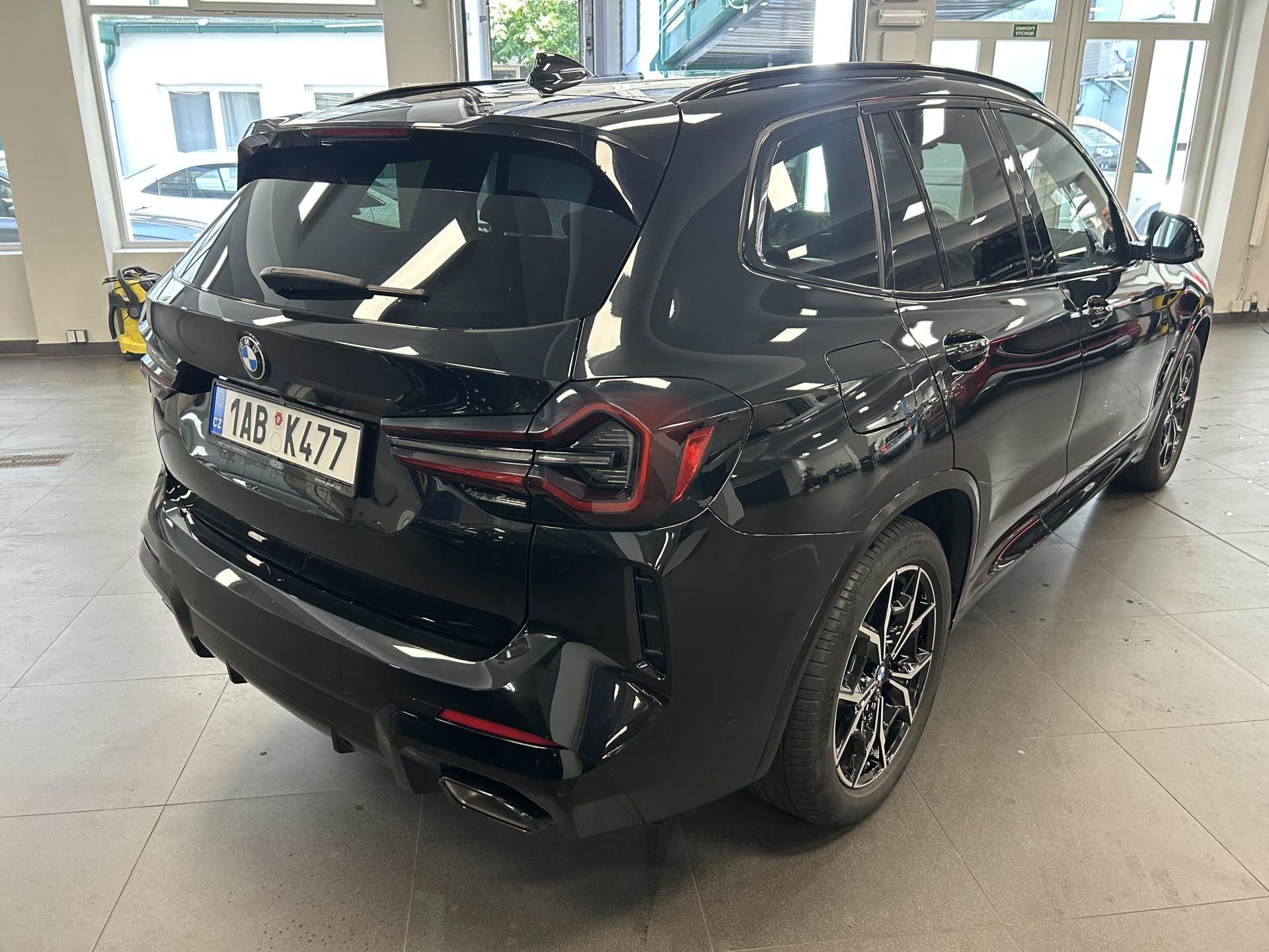 BMW X3, xDrive20d M-Sport LED El.TZ - fotka 5