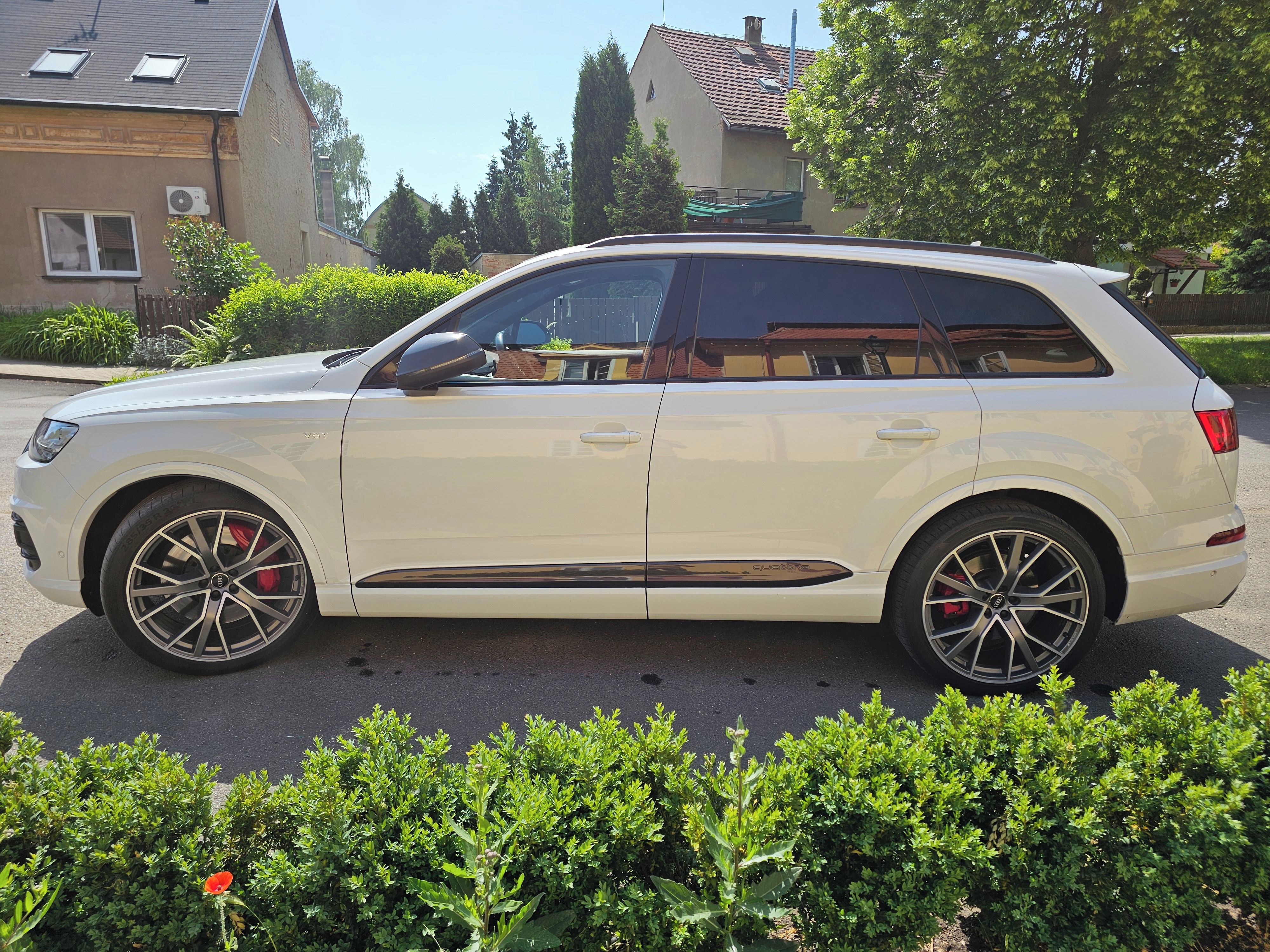 Audi SQ7, Webasto,HEAD UP,360kamera..FUL - fotka 3