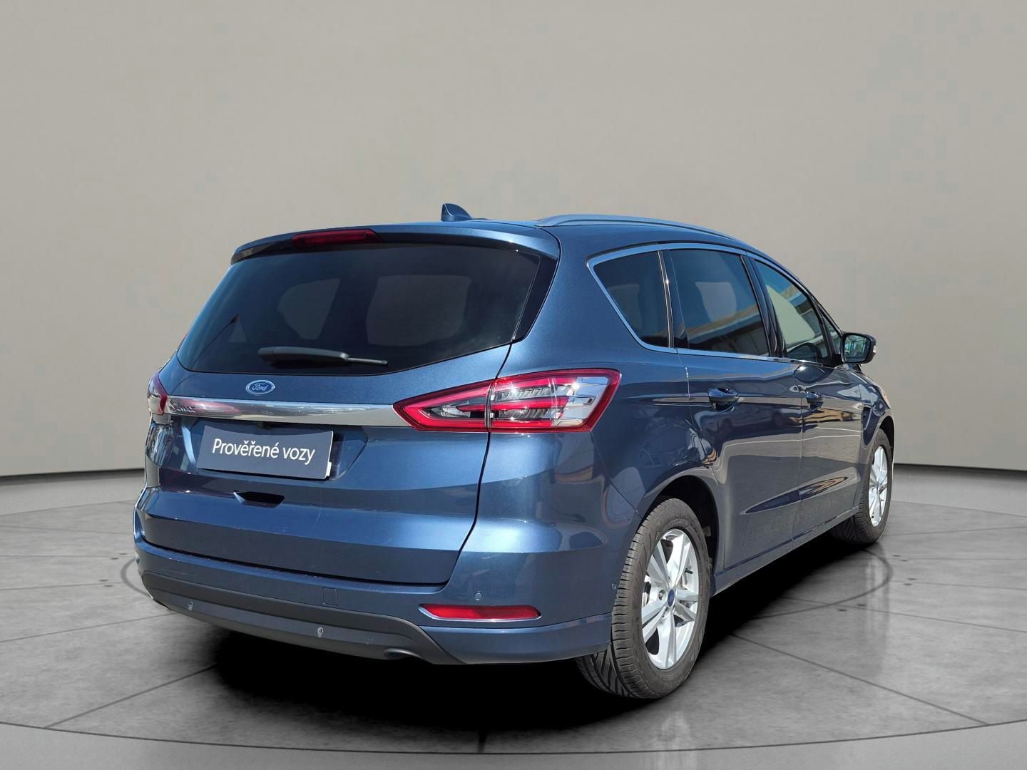 Ford S-MAX, 2.0 EcoBlue 110kw Titanium - fotka 2