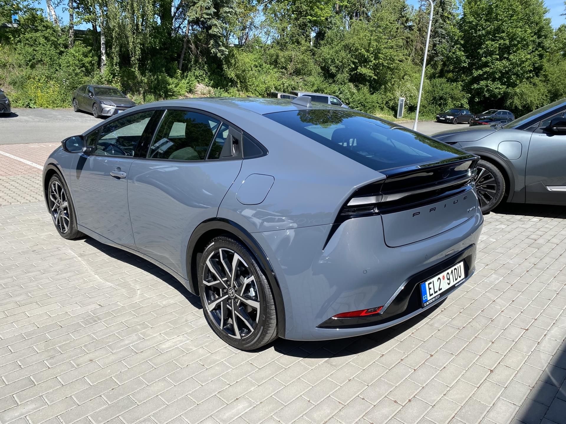 Toyota Prius, 2.0L PHEV Prestige + zimní pne - fotka 4