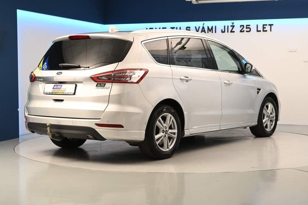 Ford S-MAX, 2.0 LED SONY ACC 7 Míst Tažné - fotka 5